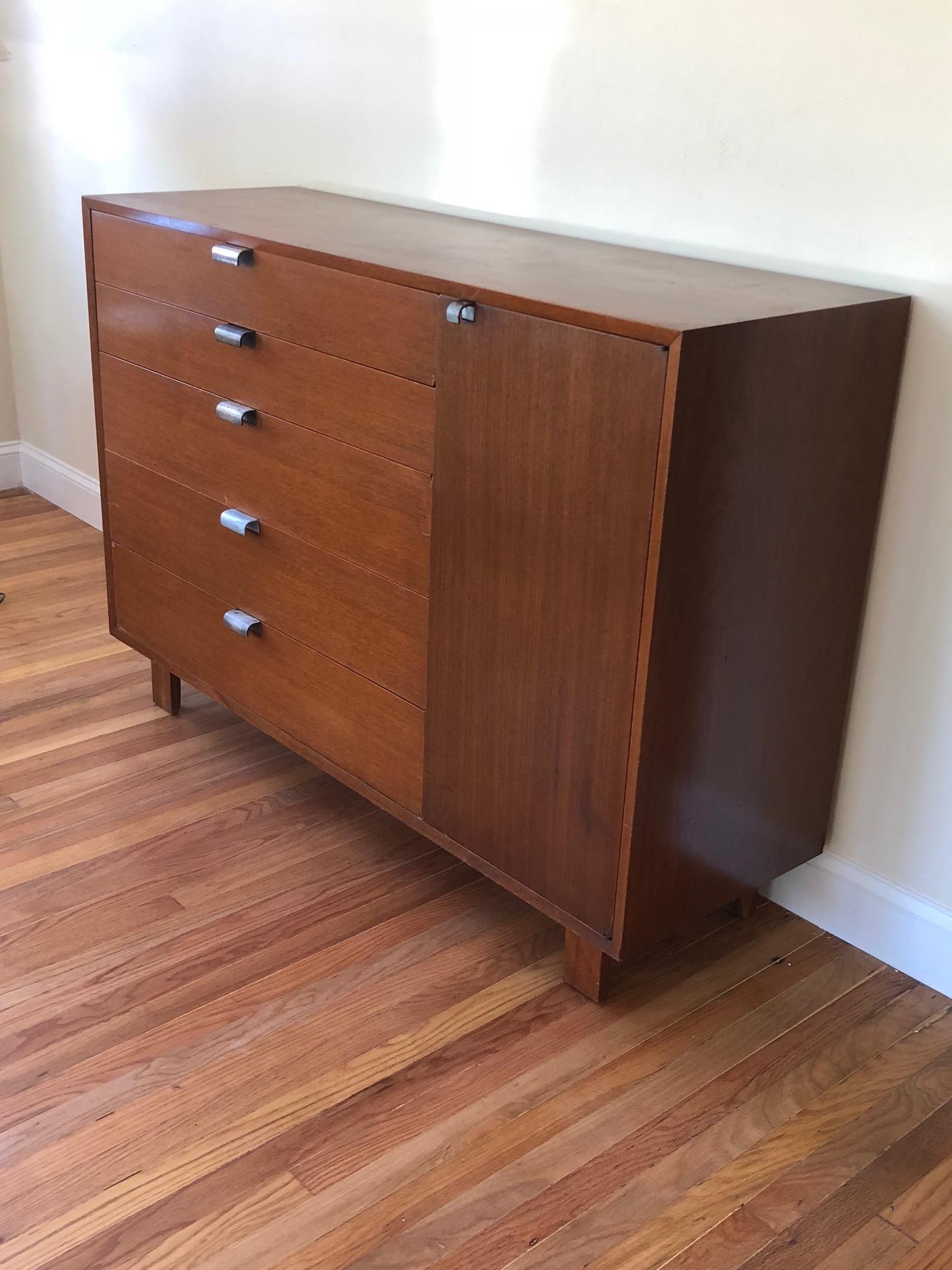 Mid-Century Modern Classic George Nelson Herman Miller Walnut Chest