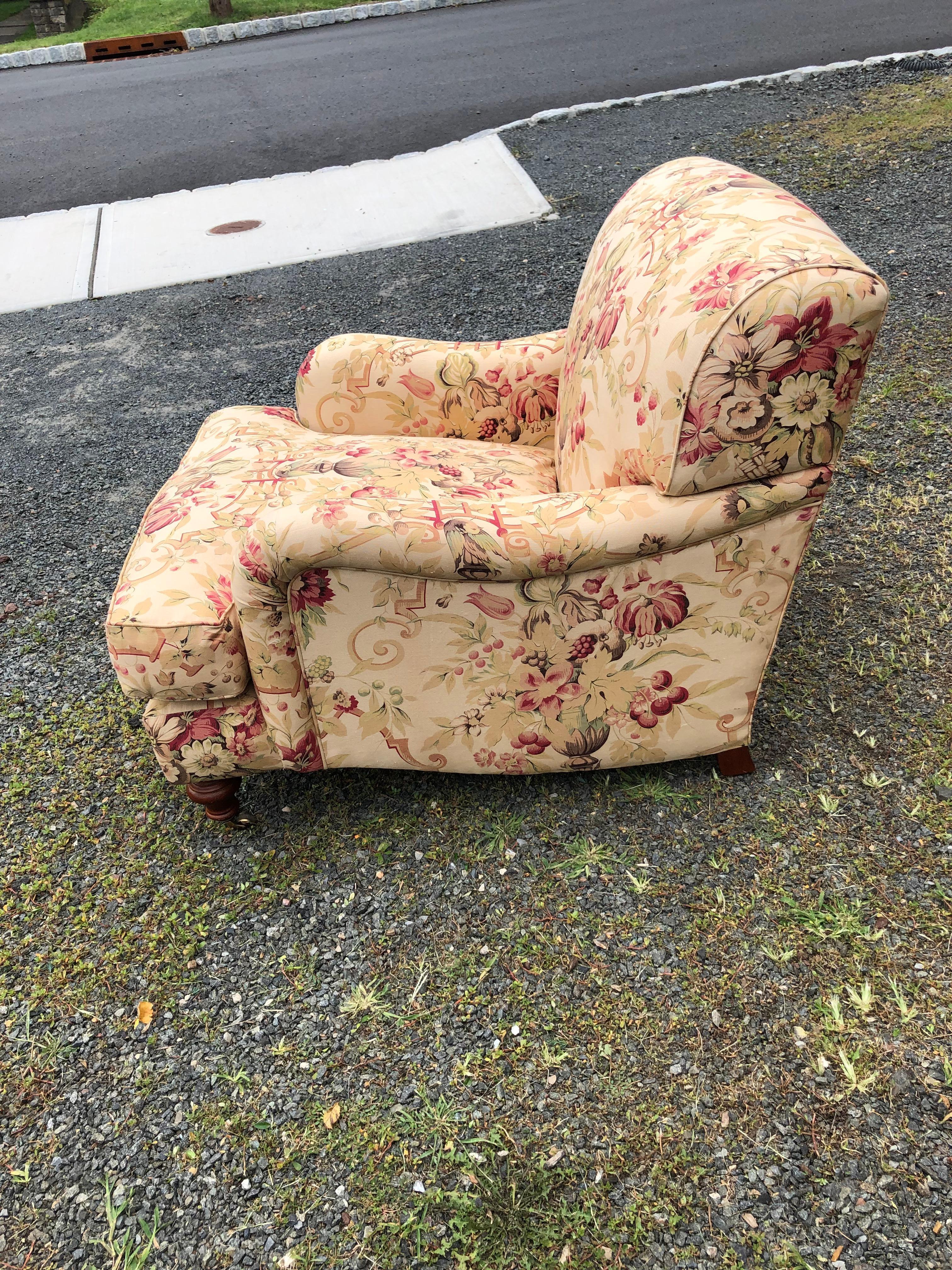 Extra Large Classic George Smith English Standard Arm Signature Club Chair In Excellent Condition In Hopewell, NJ