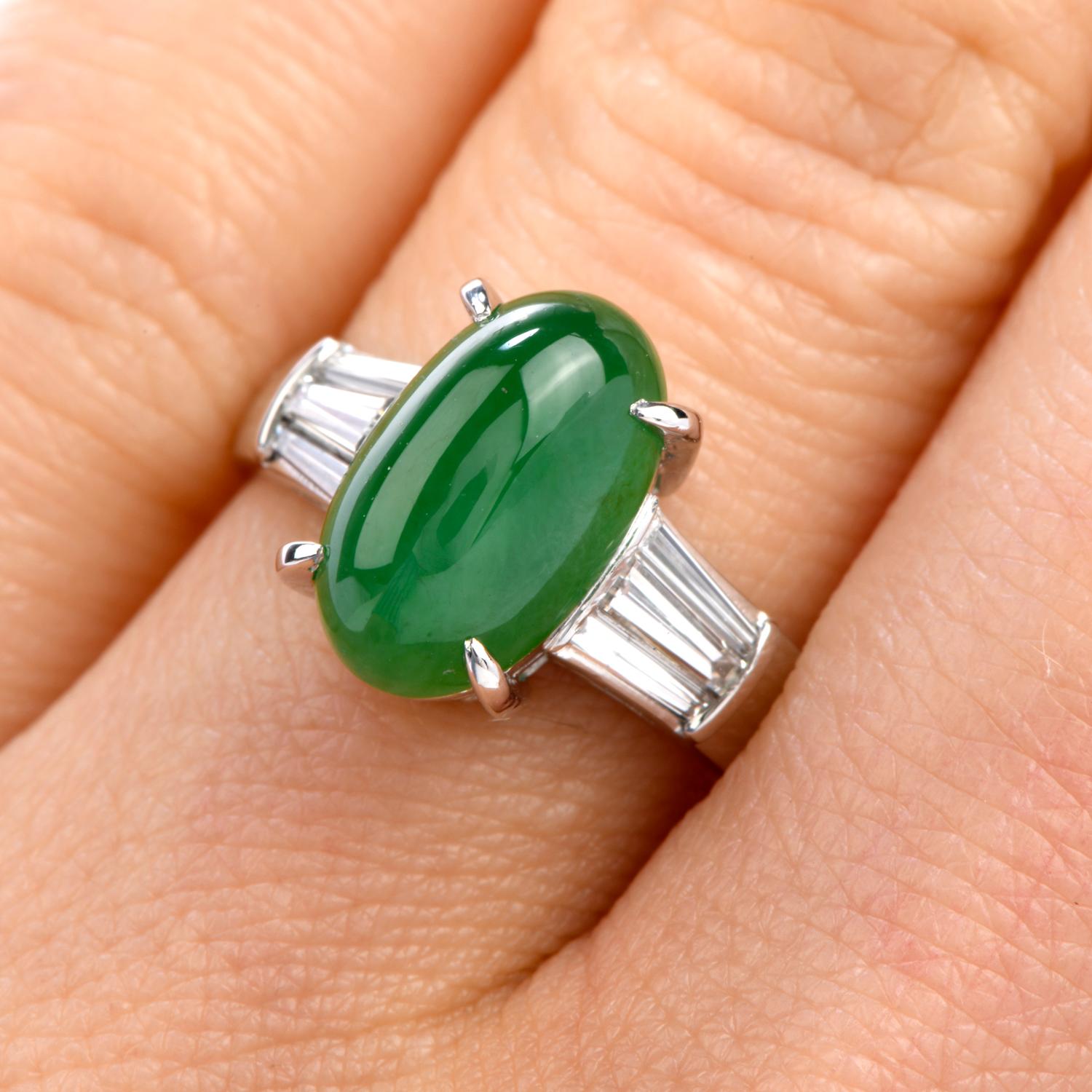 Klassischer GIA 4::23 Karat Cabochon Jade und Baguetteschliff Diamant Platinring 1