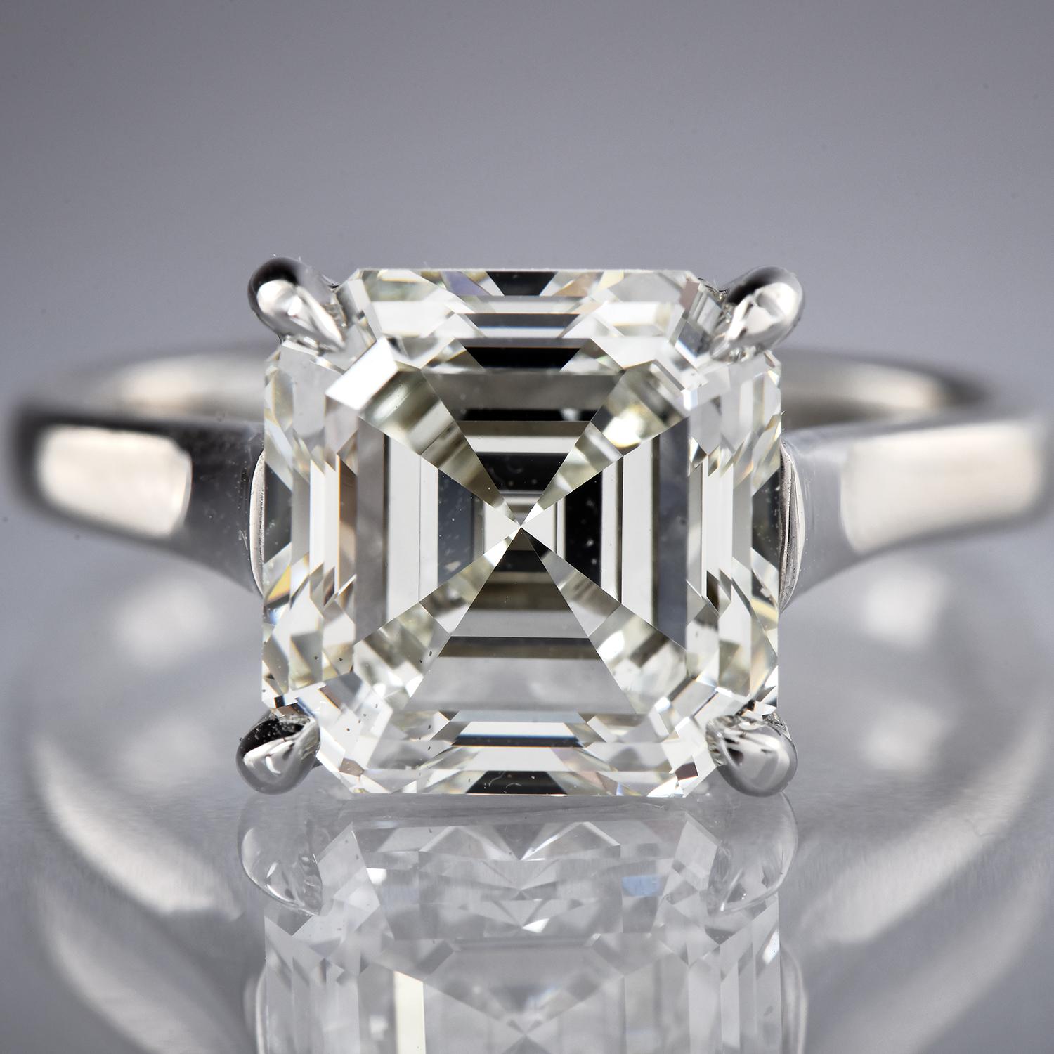 Classic GIA 5.49cts Square Emerald-Cut Diamond Engagement Ring 3