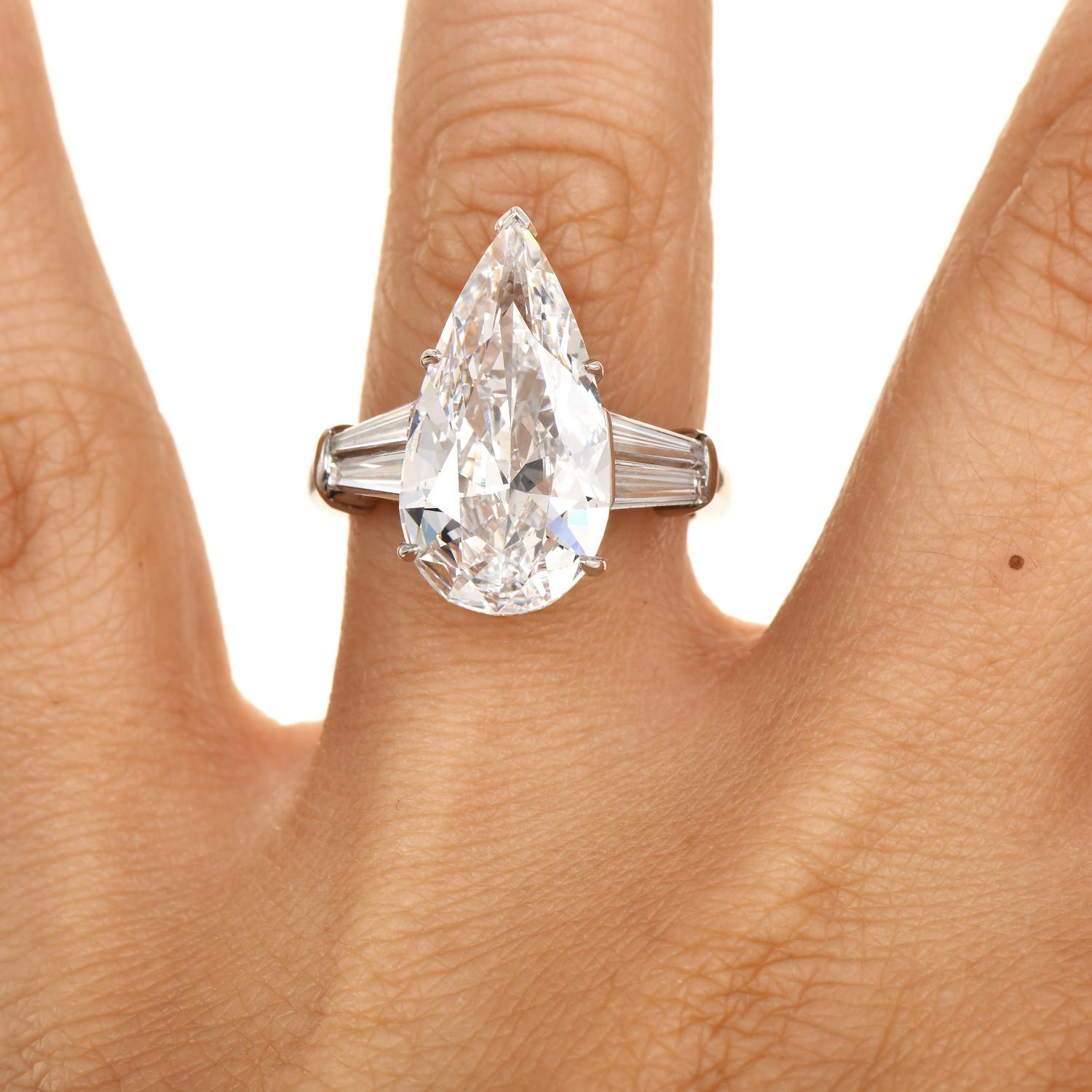 Klassischer GIA 6,16 Karat D-VS1 Diamant-Verlobungsring in Birnenform im Angebot 5
