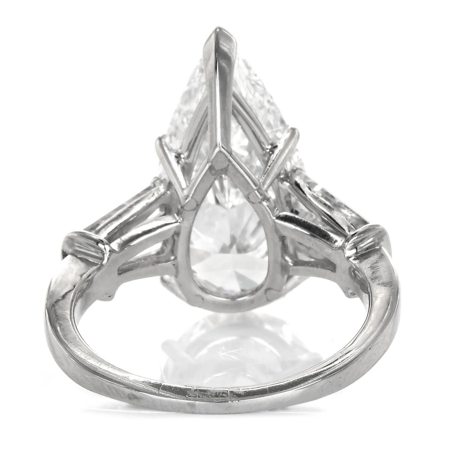 Klassischer GIA 6,16 Karat D-VS1 Diamant-Verlobungsring in Birnenform im Angebot 3