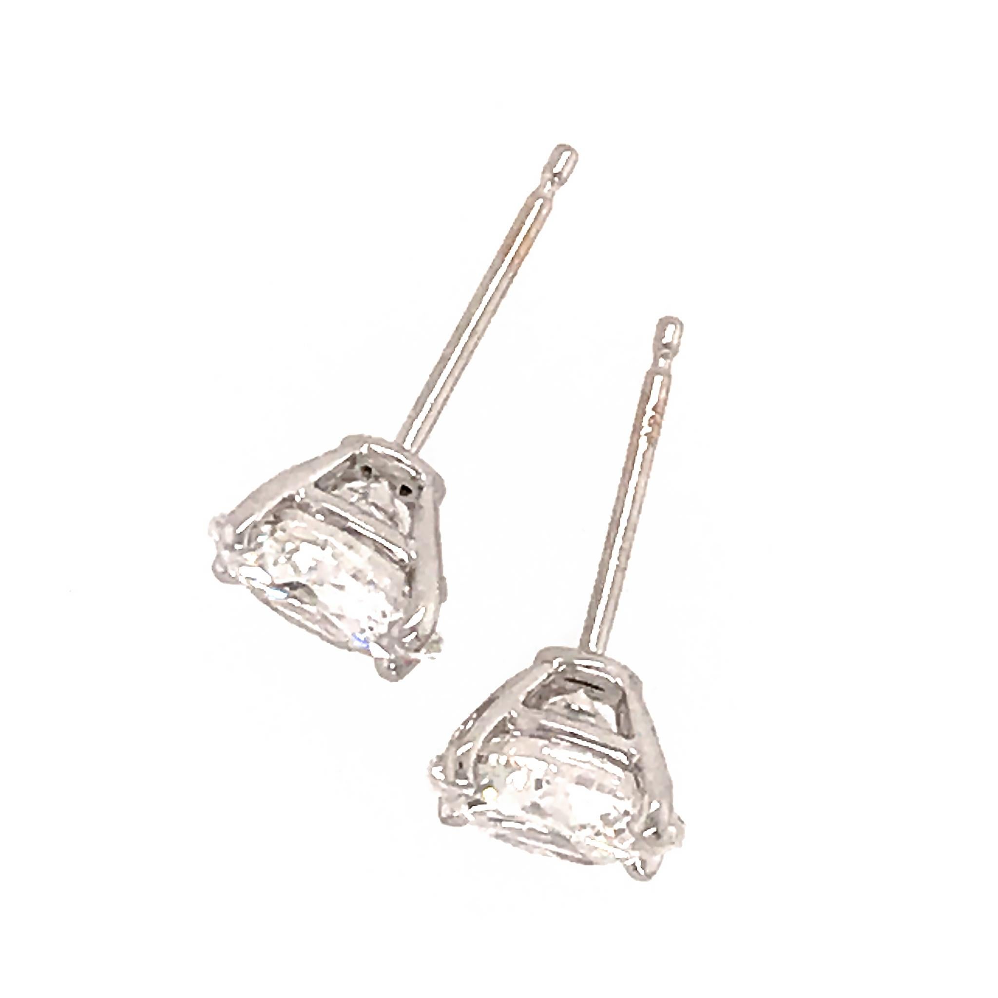 Round Cut Classic GIA Certified Round Brilliant Diamond Studs Earrings