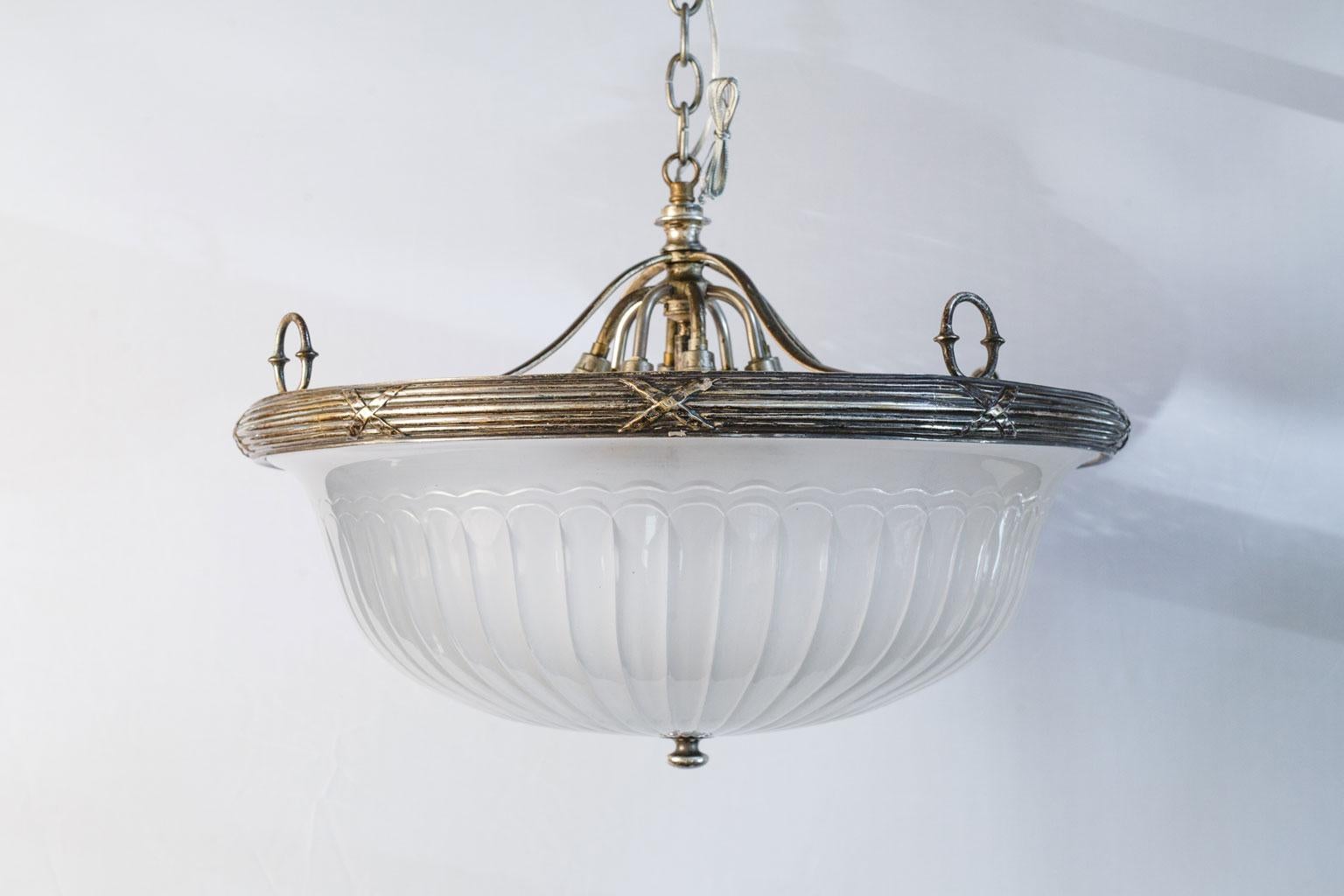 Early 20th Century French Art Deco Frosted Glass and Silver-Plated Pendant of Grand Size