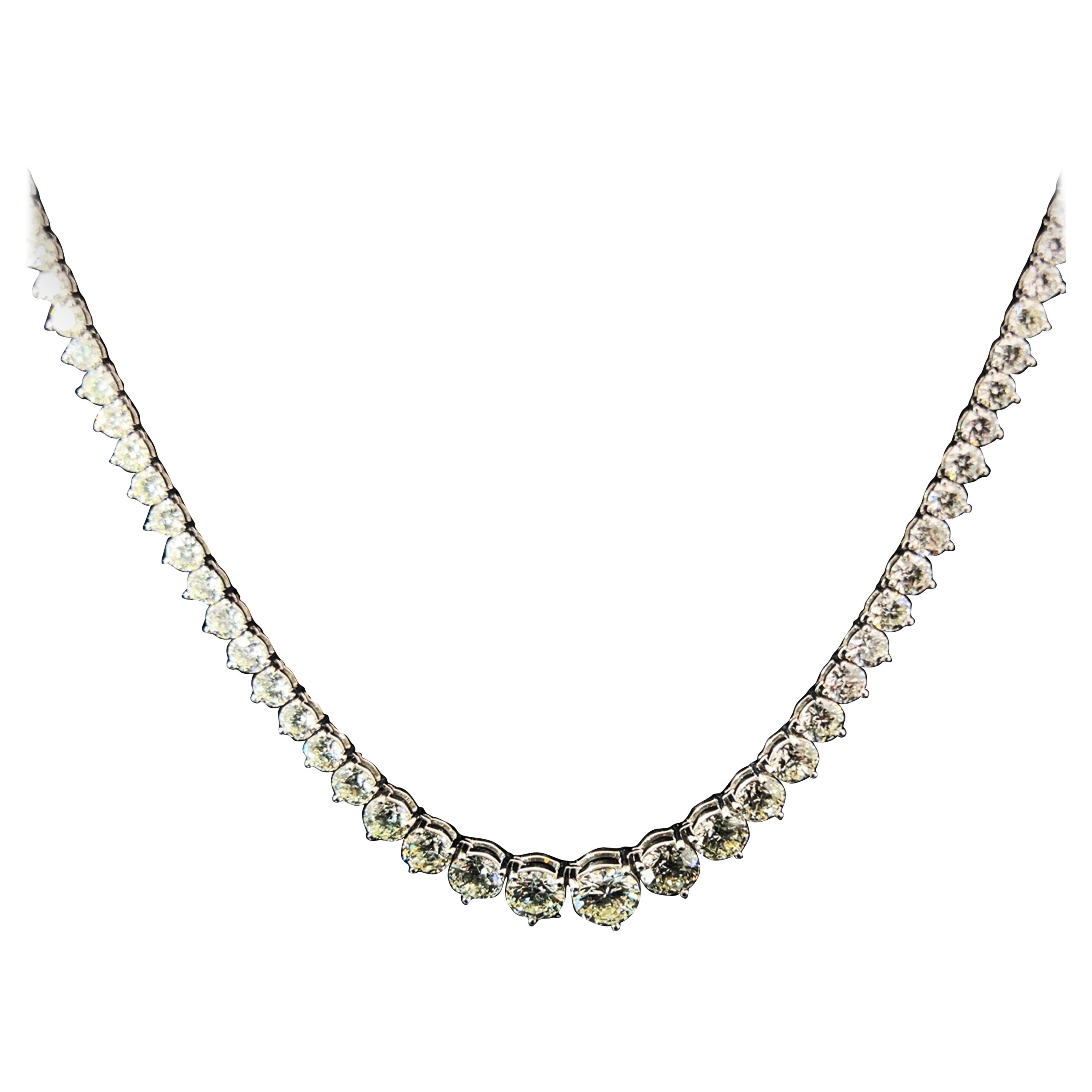 Collier de tennis classique en or 18K à diamants ronds gradués