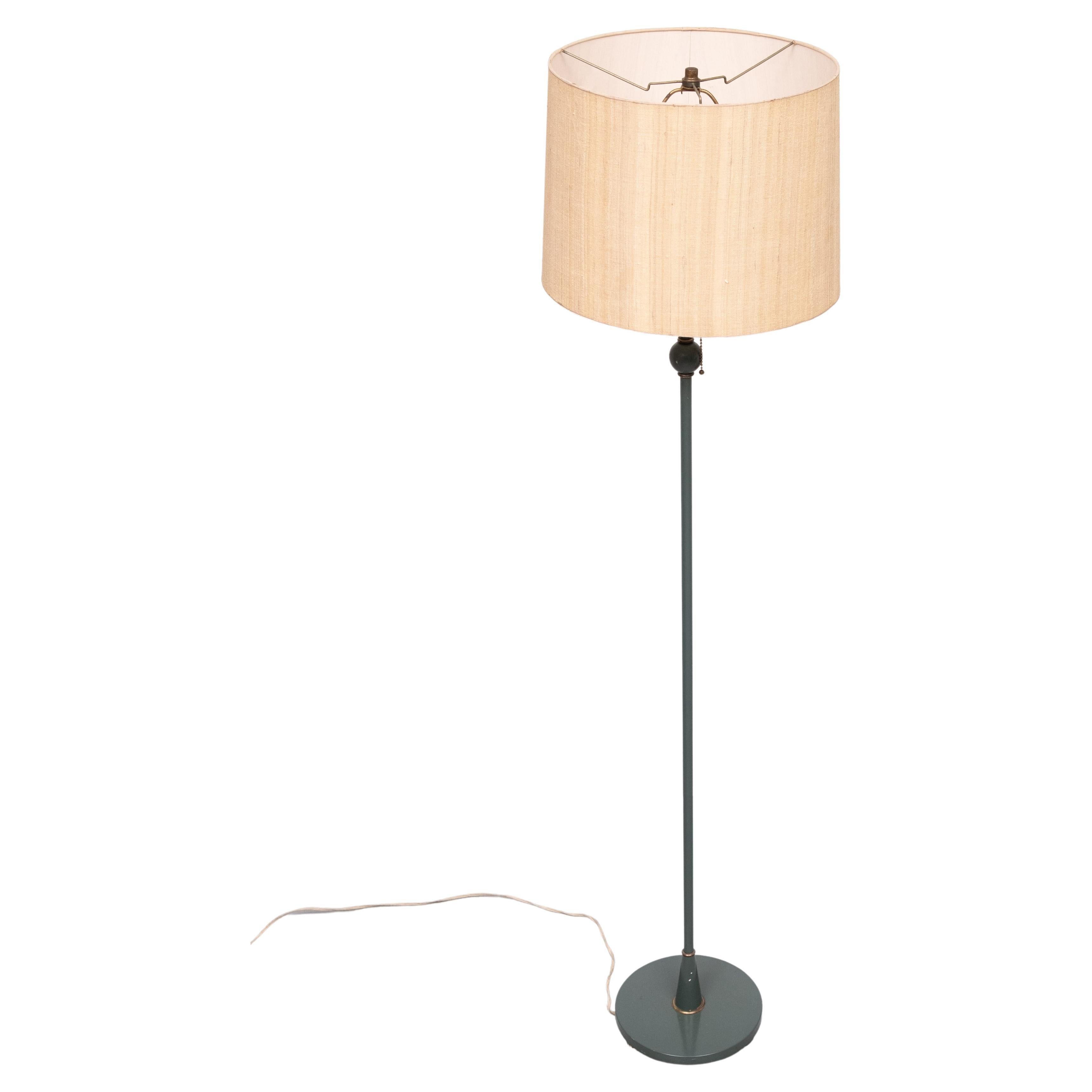 Very nice Green color Wooden floor lamp . Brass details  Pull down switch 
Large E27 bulb needed . Good vintage condition . 