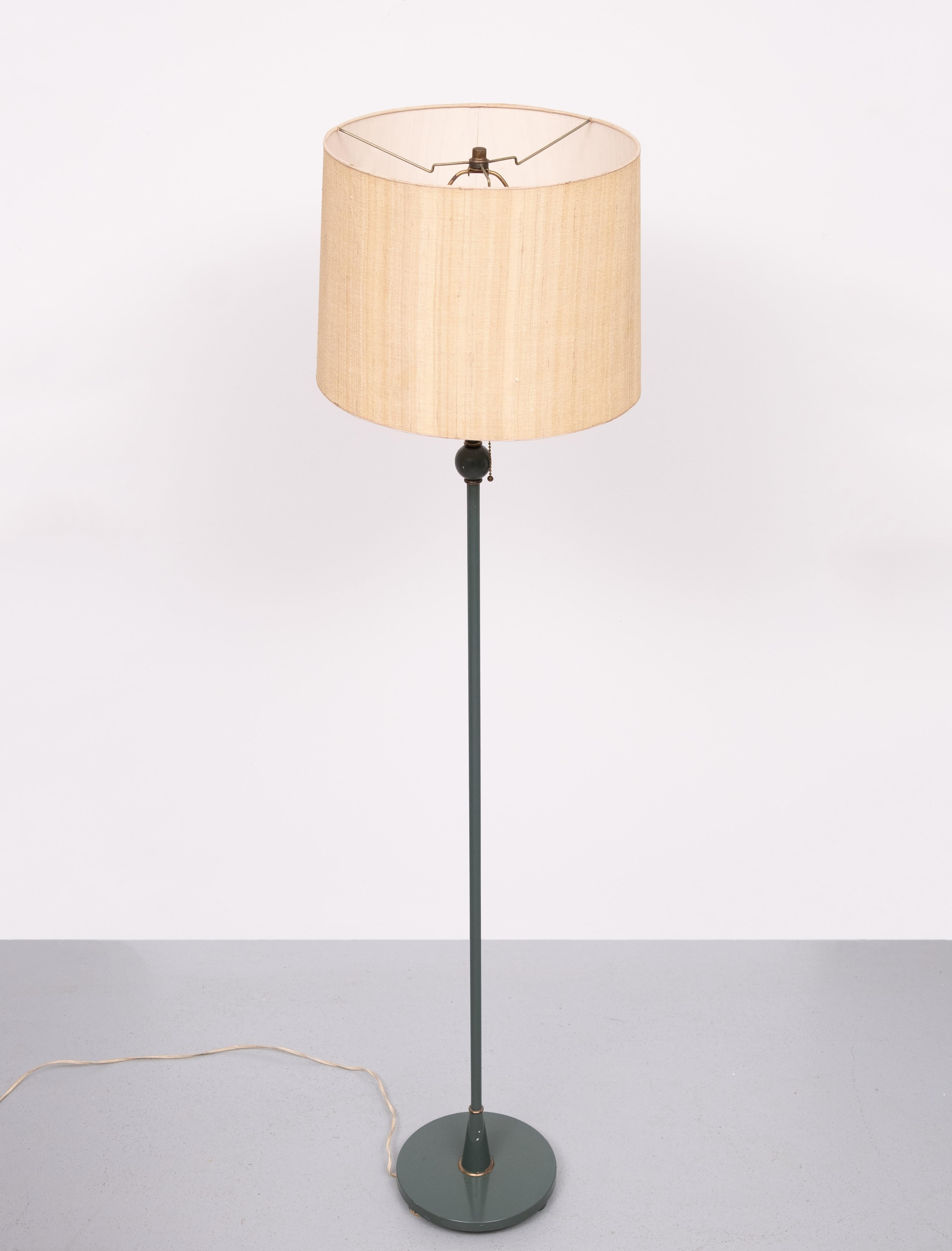 Wood Classic Green color  wooden floor lamp  1950s France For Sale