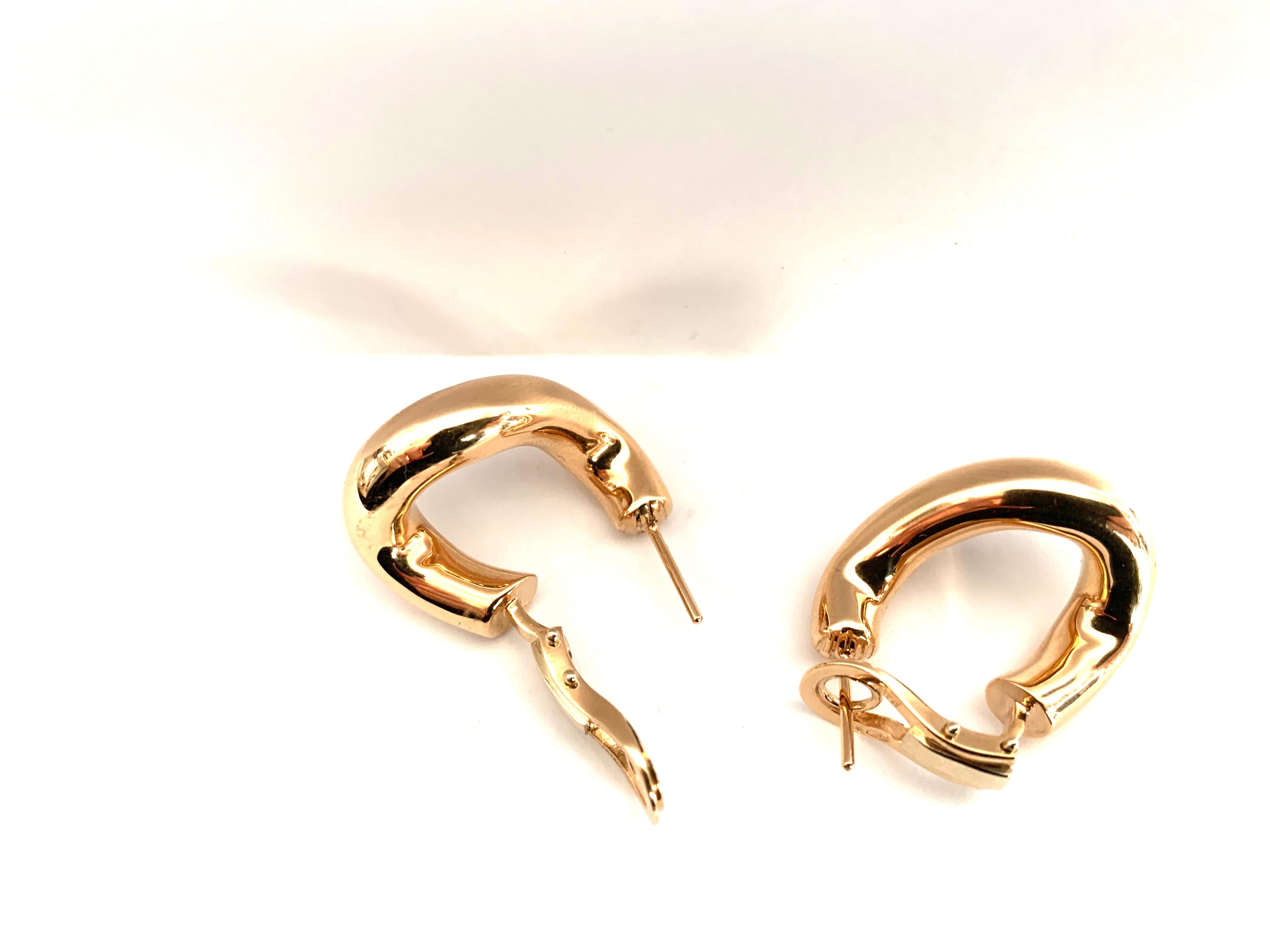 Classic Groumette Pair of Earring 18 Karat Rose Gold 2