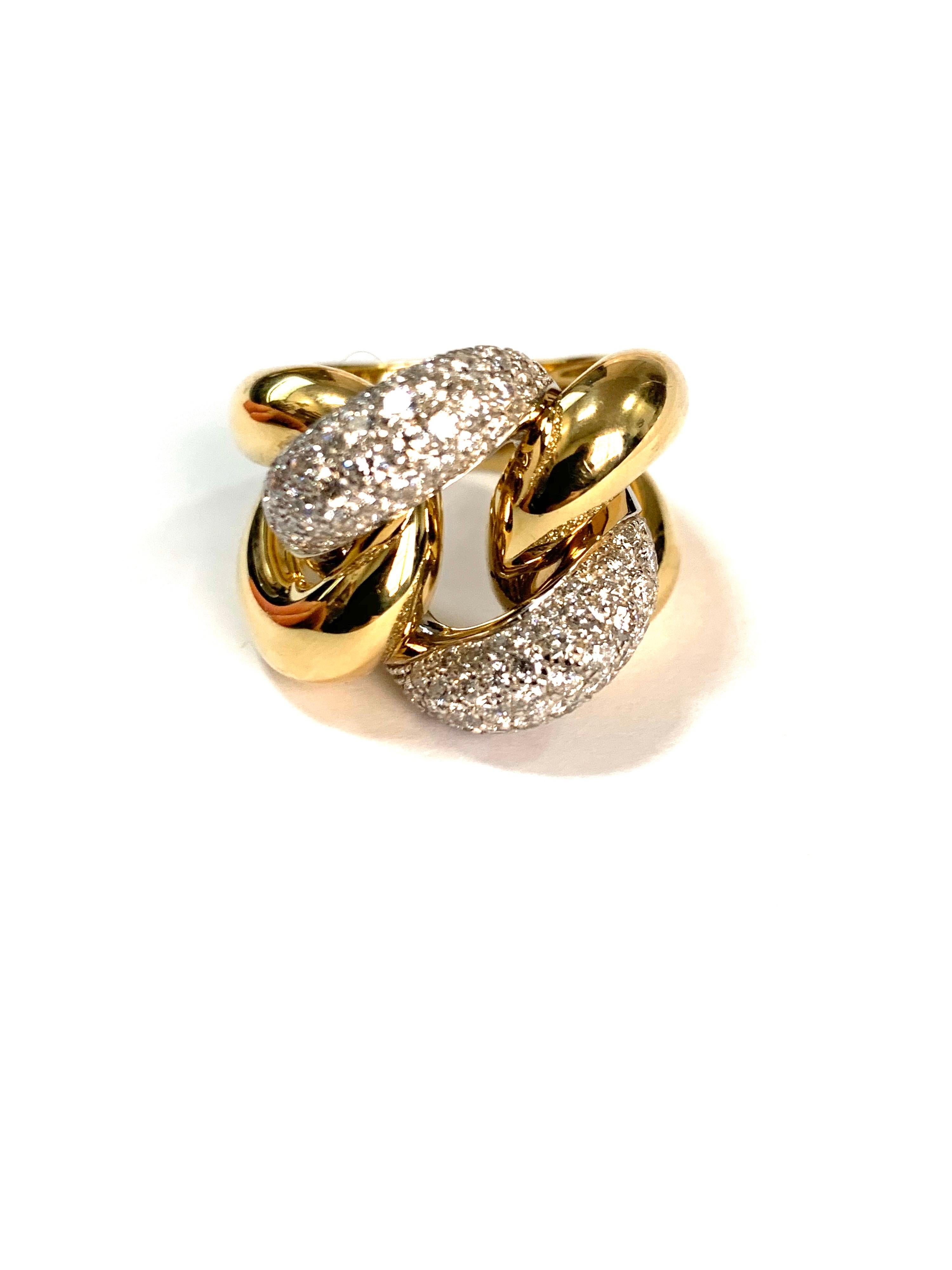 Classic groumette ring in 18 kt yellow gold and white diamonds

This is the iconic collection of Micheletto

the total weight of the gold is  gr 17.30
the total weight of the diamonds is ct 2.15 - color GH clarity VVS1
STAMP: 10 MI ITALY 750
US SIZE