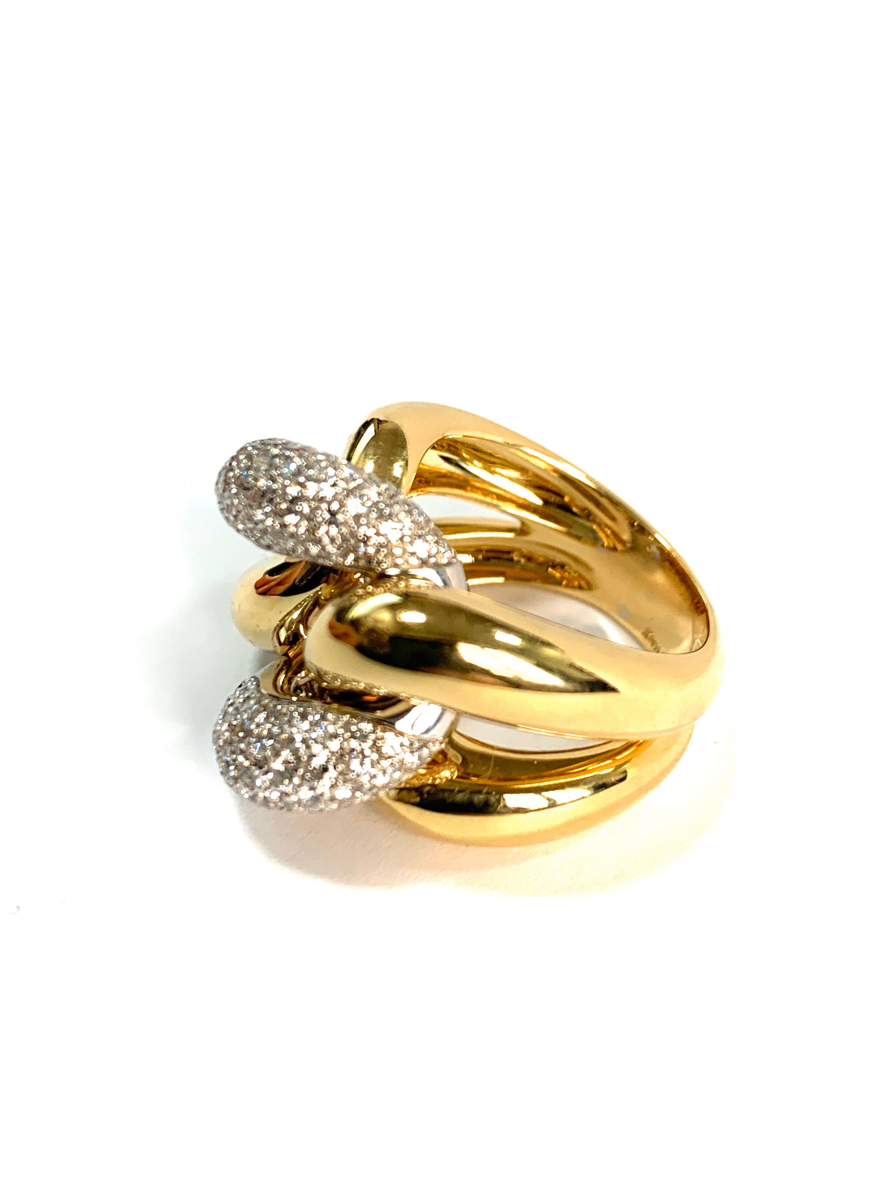 Classic Groumette Ring 18 kt  Yellow Gold and Diamonds For Sale 3