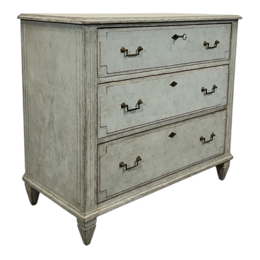 Klassische Kommode im gustavianischen Stil in Grau (Gustavianisch) im Angebot