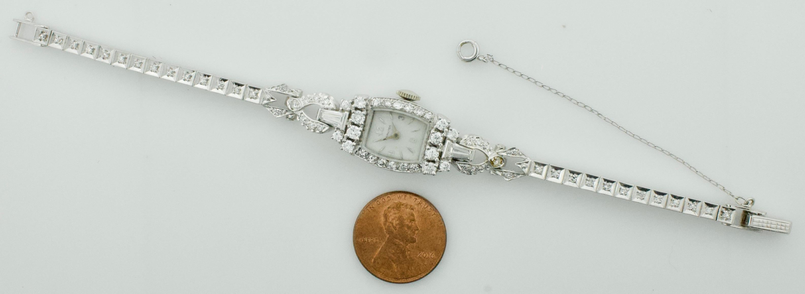 Klassische klassische Hamilton-Platin-Diamant-Uhr, ca. 1930er Jahre 1,55 Karat (Art déco) im Angebot