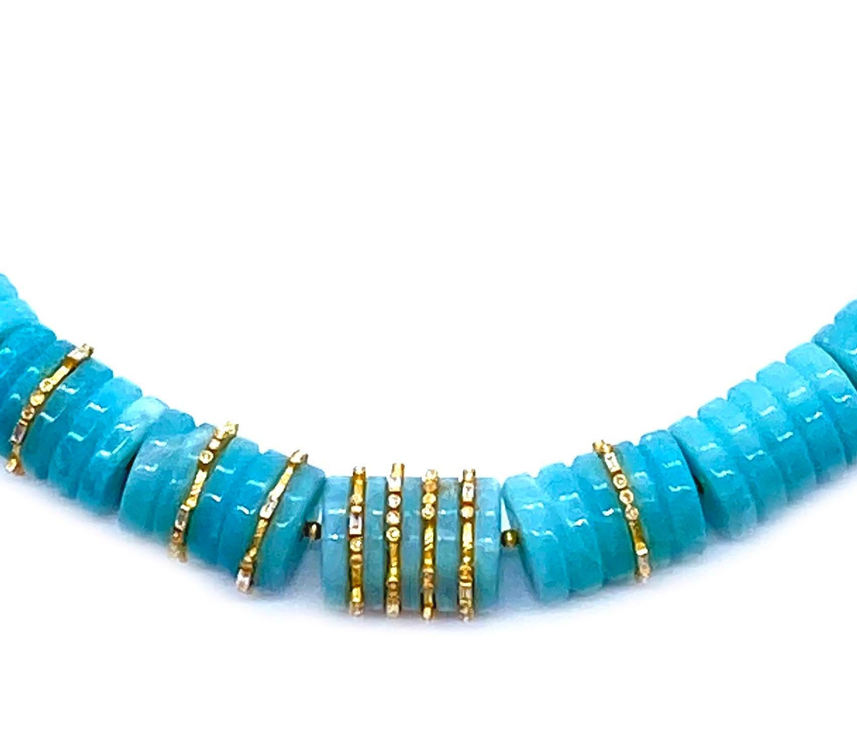 Klassische klassische handgefertigte Coomi-Halskette aus 20 Karat Gold mit Aquamarinperlen und Goldperlen (Perle) im Angebot