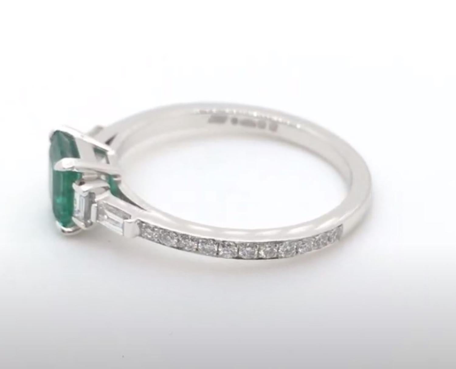 Art Deco Classic Handmade Emerald Deco Ring in Platinum For Sale