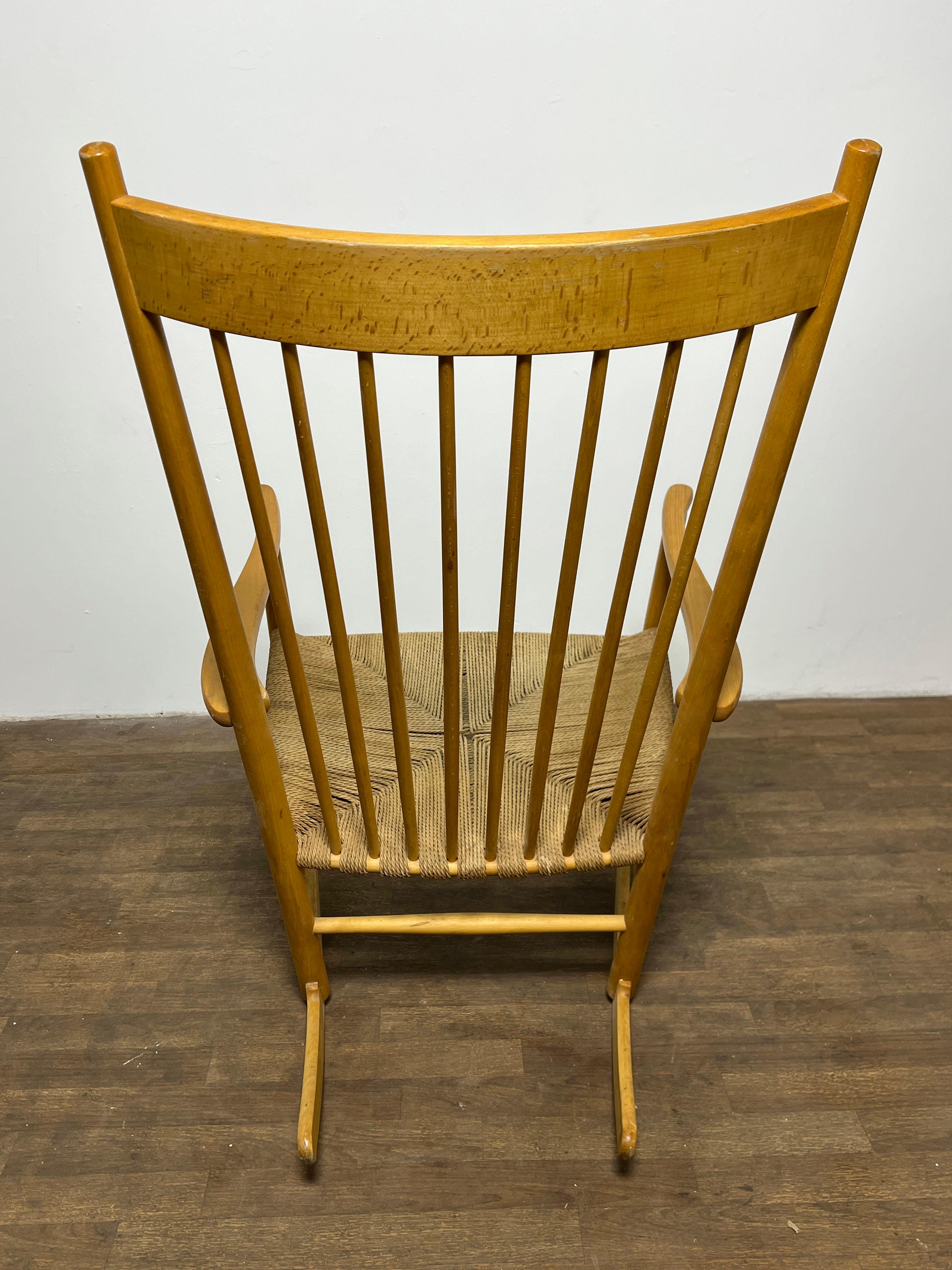 Scandinavo moderno Sedia a dondolo classica Hans Wegner Danish 