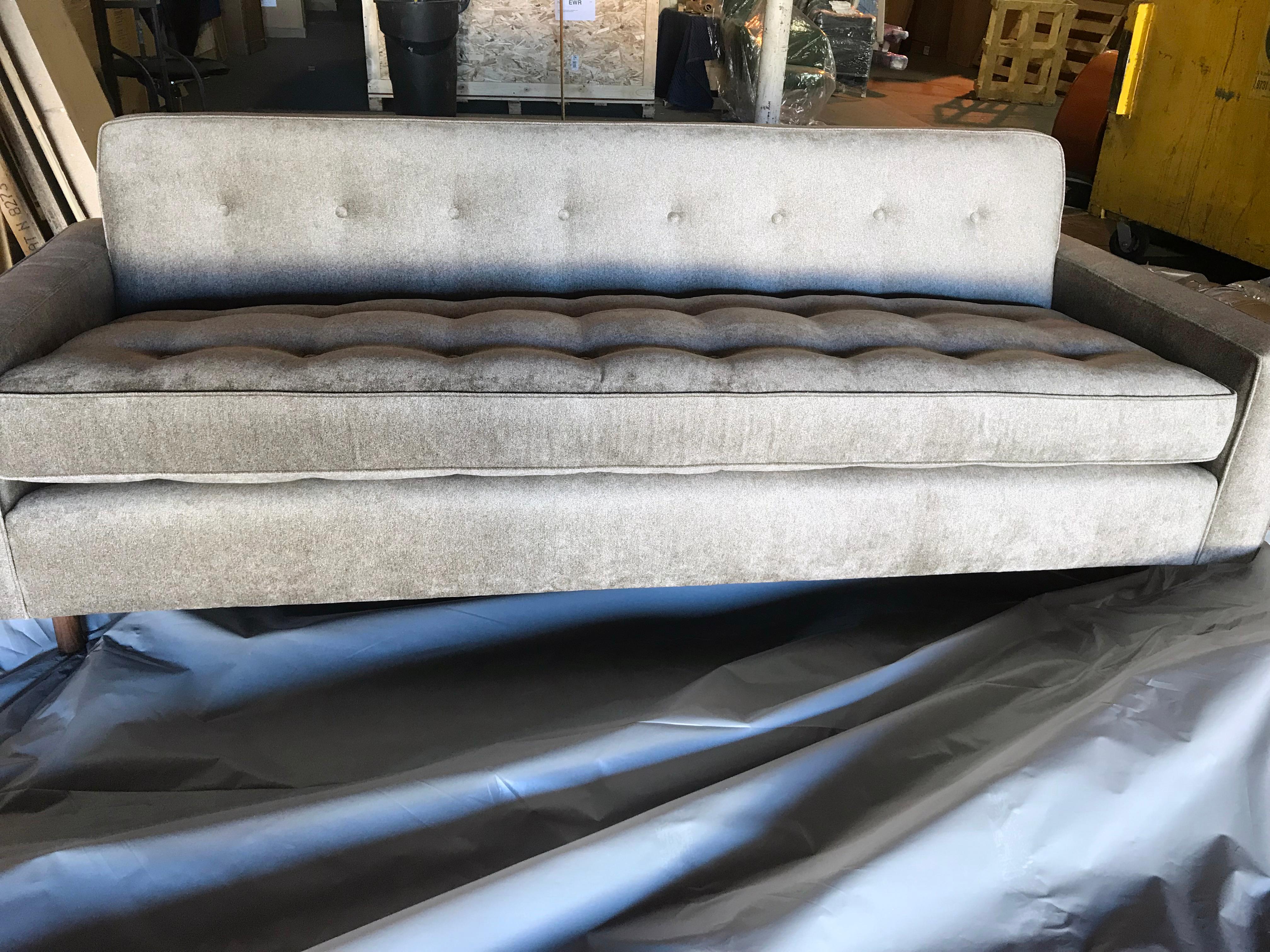 harvey probber sofa