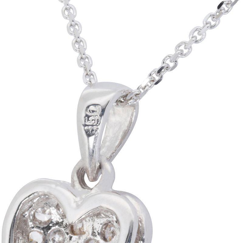 Classic Heart-shaped Necklace with Diamonds For Sale 2