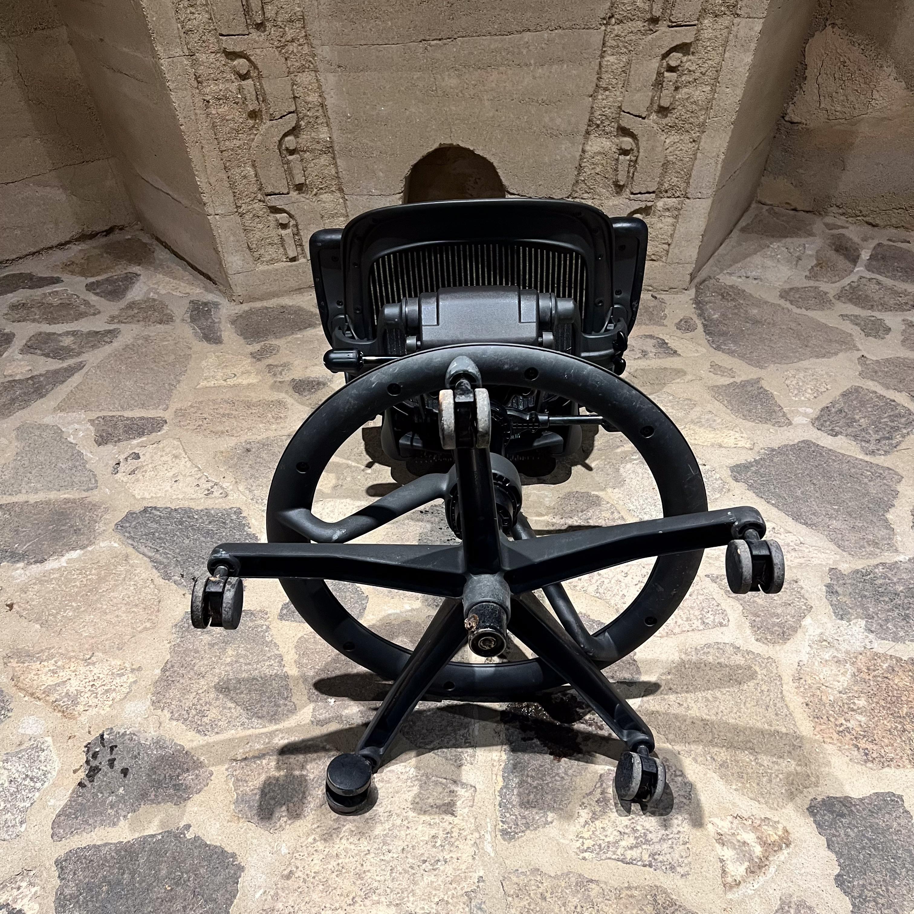 Sedia classica A. Miller Sgabello con braccioli regolabile in vendita 7