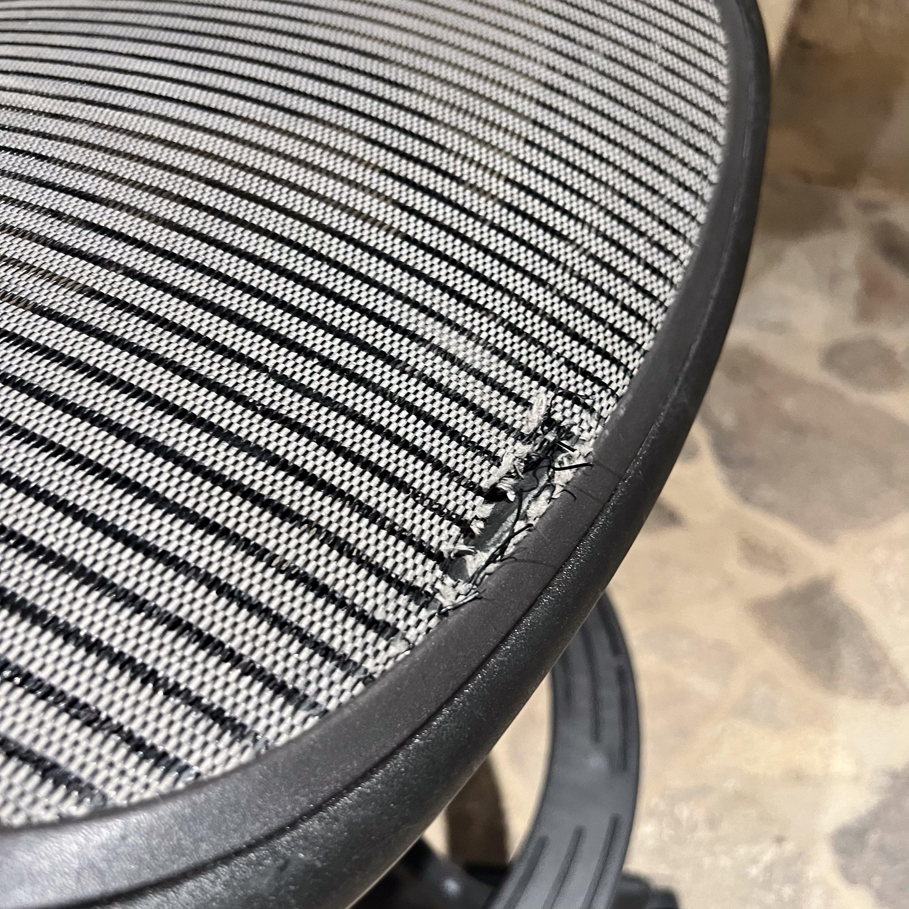 Sedia da ufficio regolabile classica Herman Miller Aeron Mesh Tall Stool in vendita 4