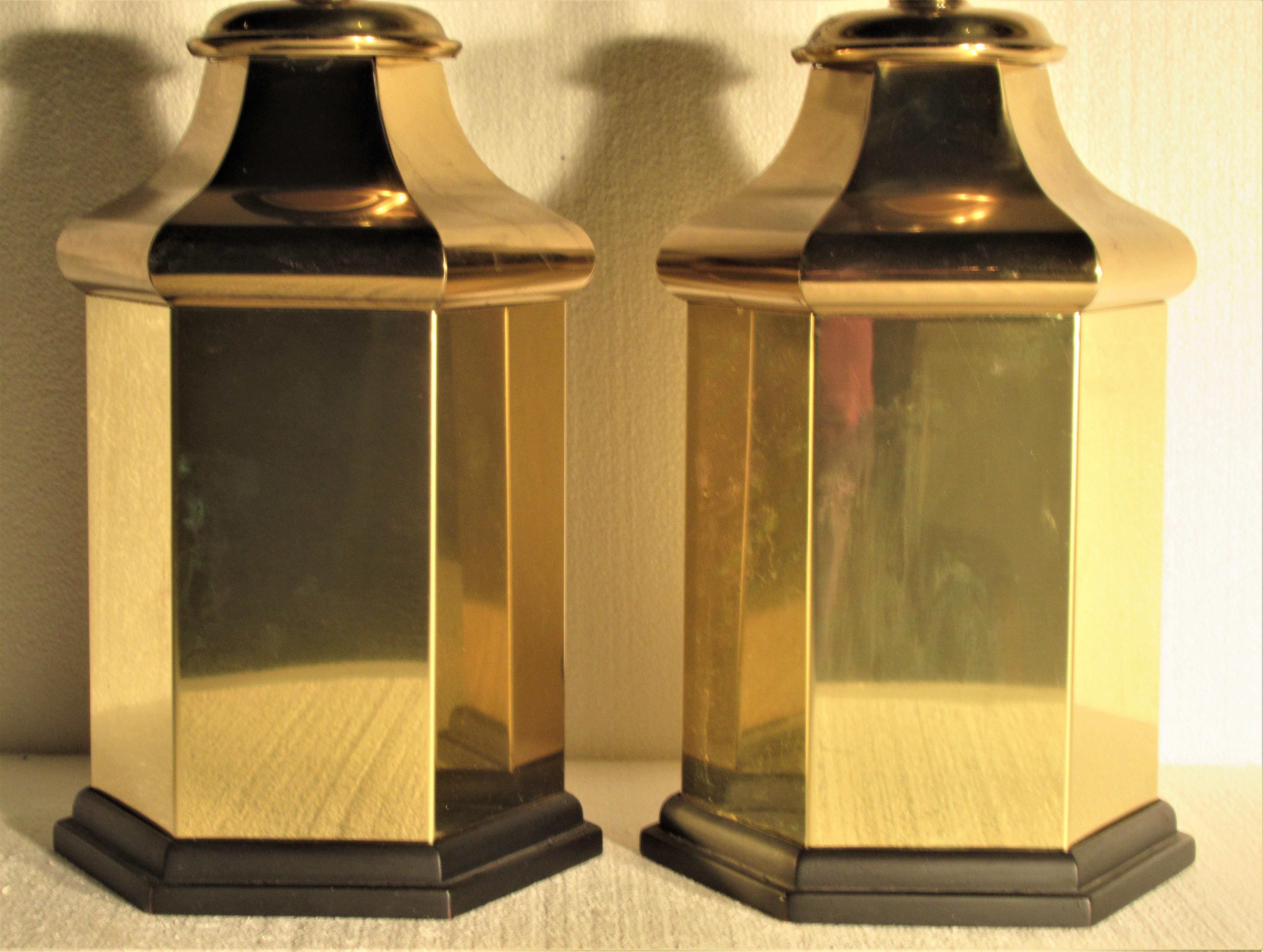 A great looking pair of Hollywood Regency brass hexagon form ginger jar lamps in good original vintage condition. Circa 1970's. Look at all pictures and read condition report details in comment section.