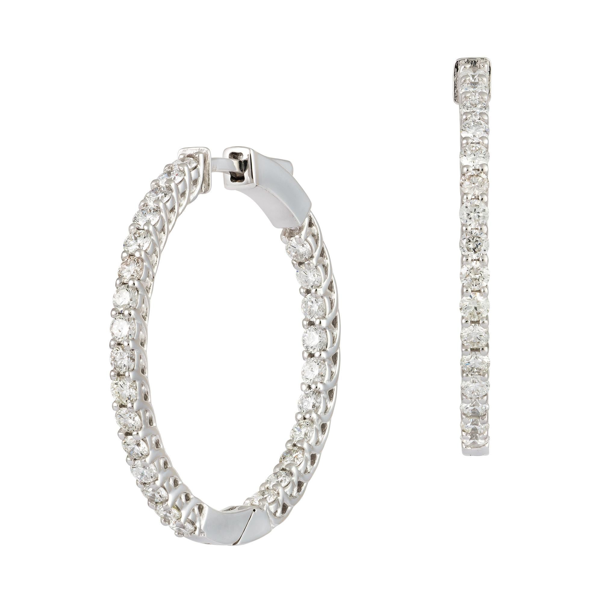 Modern Classic Hoop White Gold 18K Earrings Diamond For Her For Sale