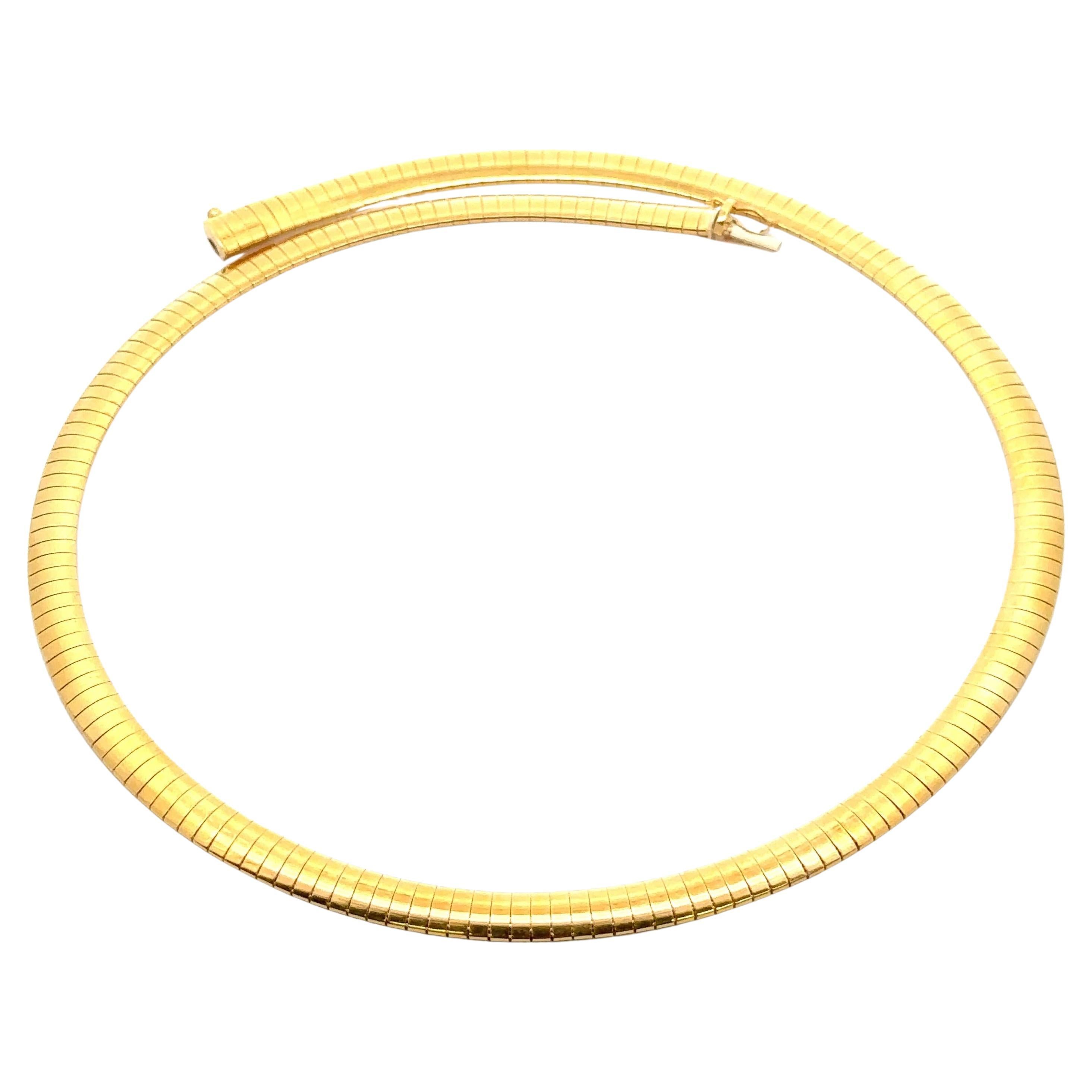 Classic H.Stern 18k Yellow Gold 5.80mm Wide Flexible Omega Necklace