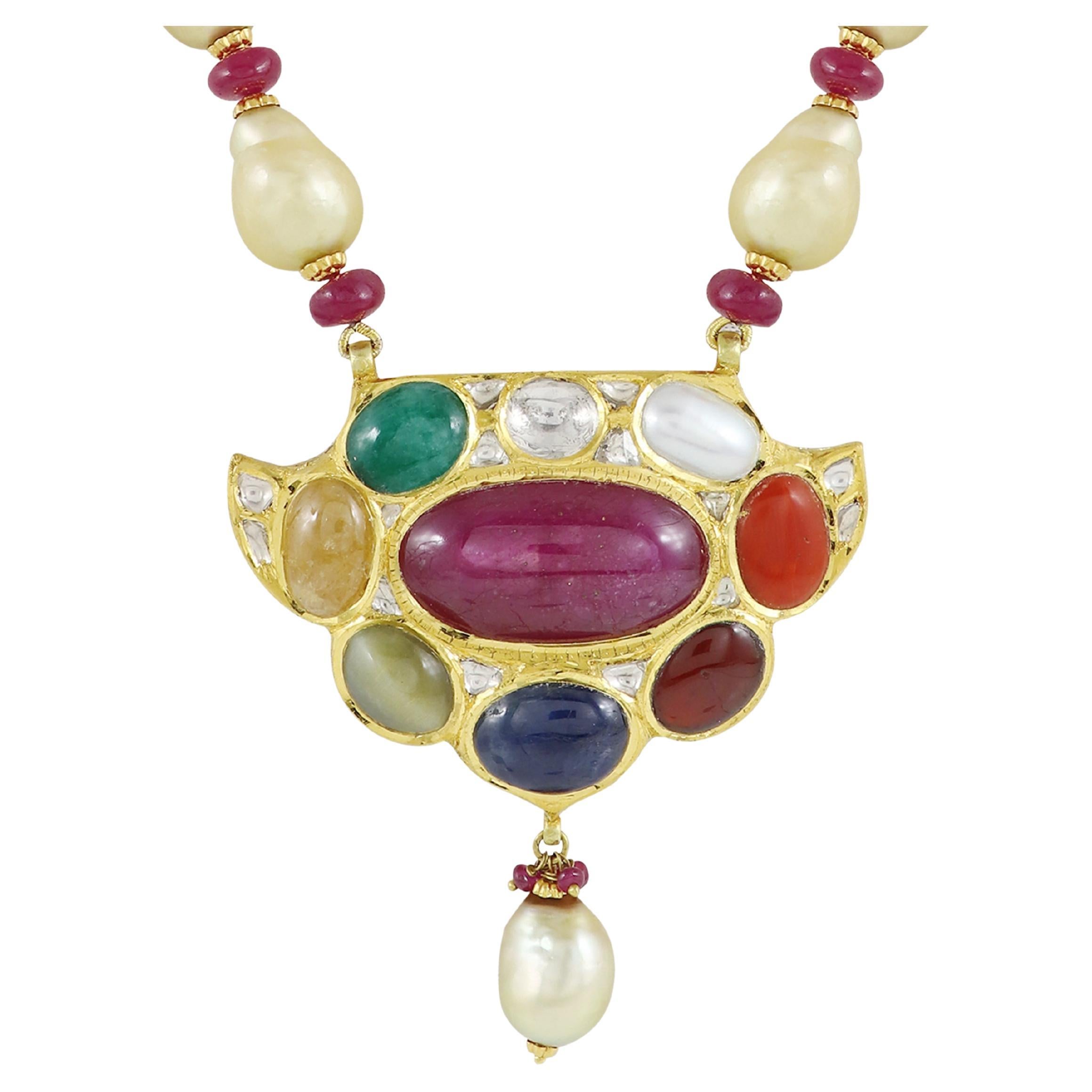 Bijoux de mariage indiens classiques, pendentif polki en or et diamants Navratna