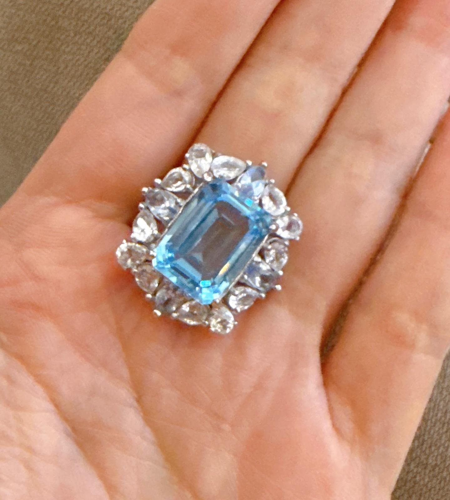 Classic Italian Bochic “Capri” Blue Topaz Ring Set In 18K Gold & Silver For Sale 5