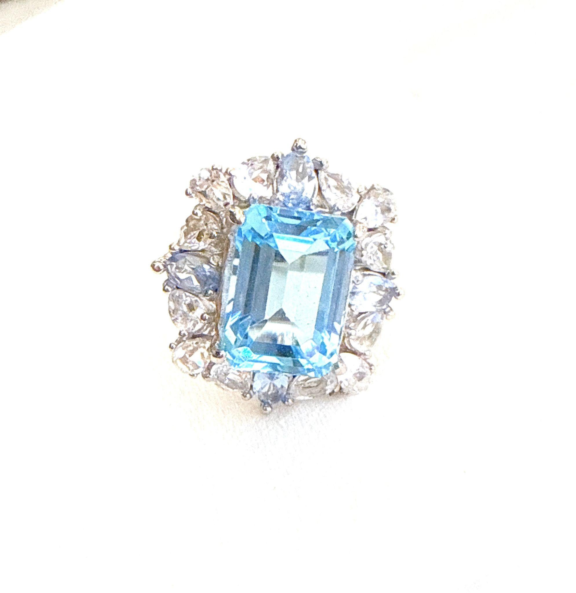Women's or Men's Classic Italian Bochic “Capri” Blue Topaz Ring Set In 18K Gold & Silver For Sale