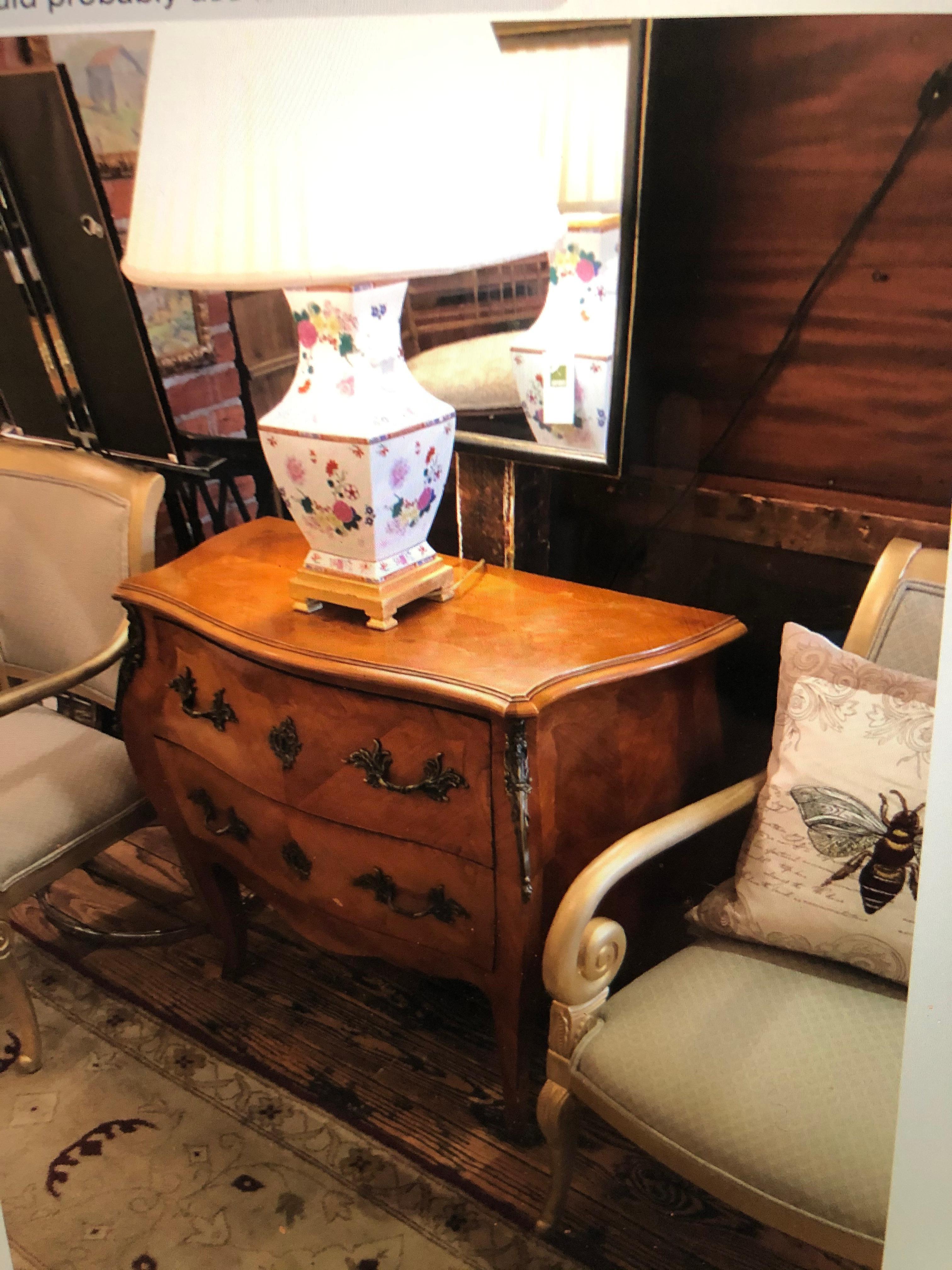 Classic Italian Bombe Style Chest of Drawers Commode 5