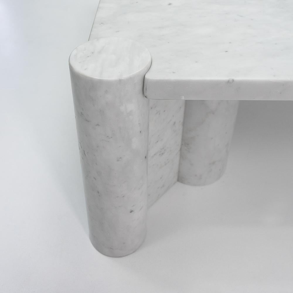 Carrara Marble Classic Italian Design “Jumbo” Coffee Table by Gae Aulenti for Knoll, 1960s