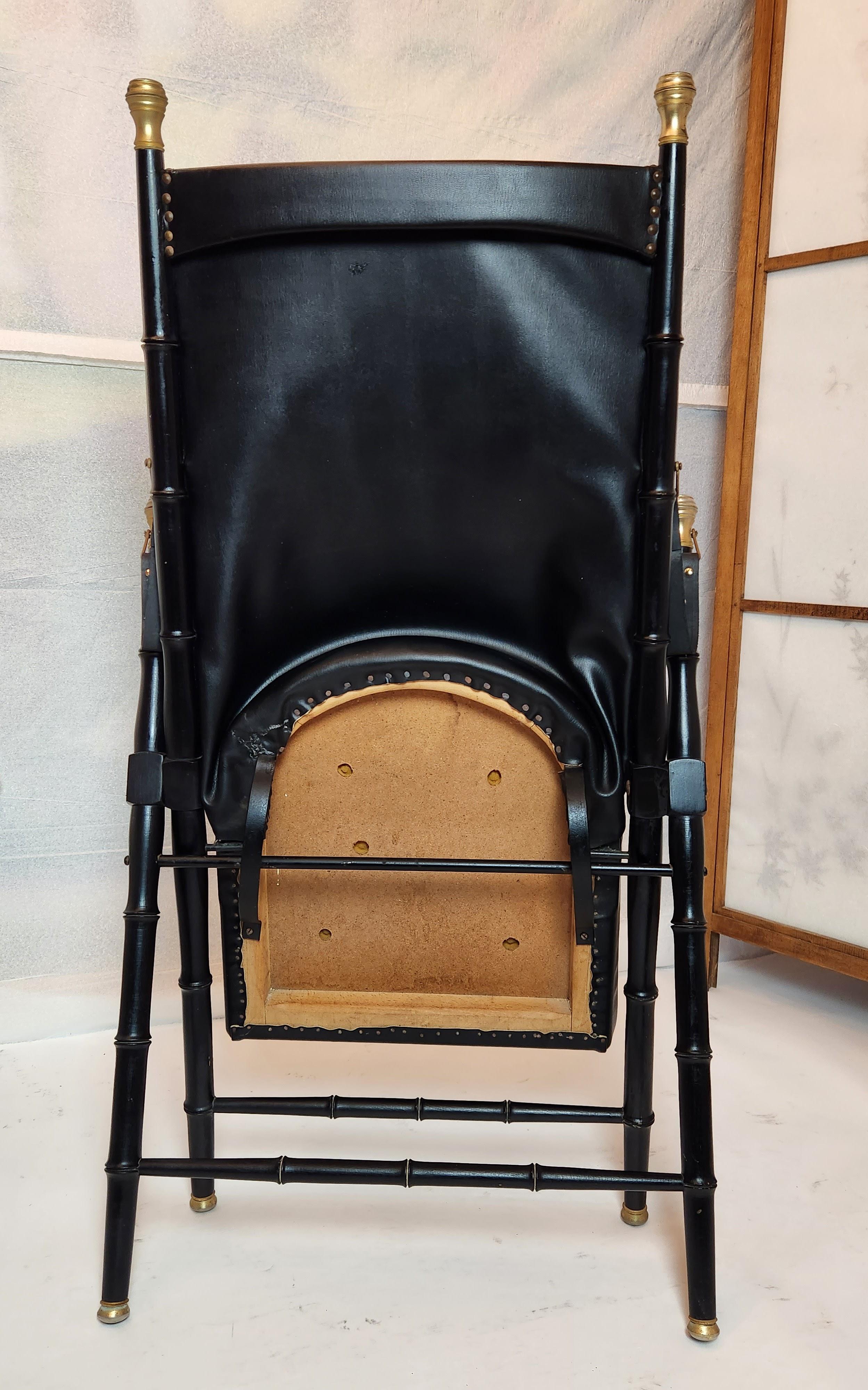 Classic Italian Folding Campaign Chair in Black Leather, C. 1965 In Good Condition For Sale In Camden, ME