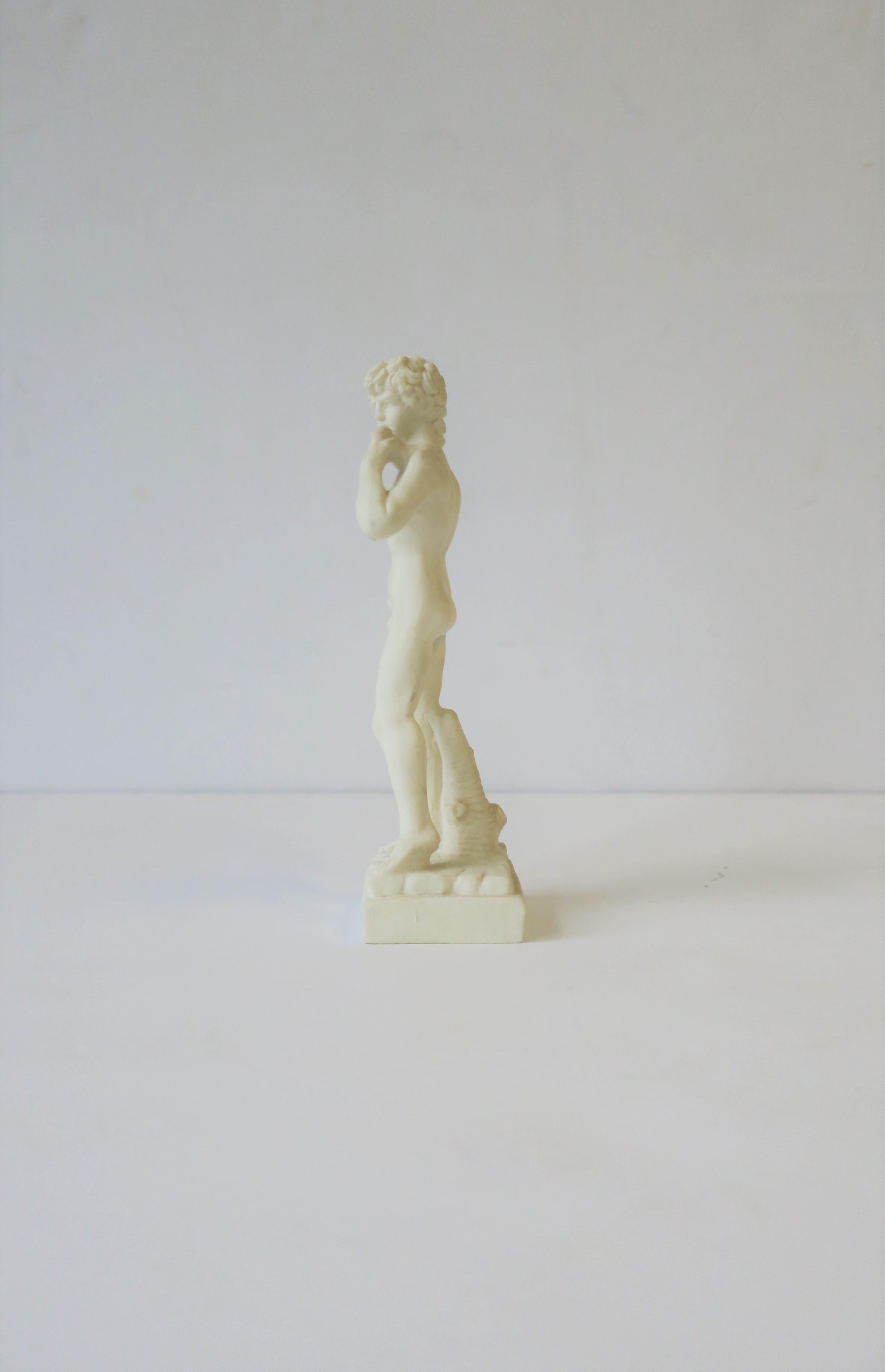 Classic Italian Roman 'David' Statue For Sale 1