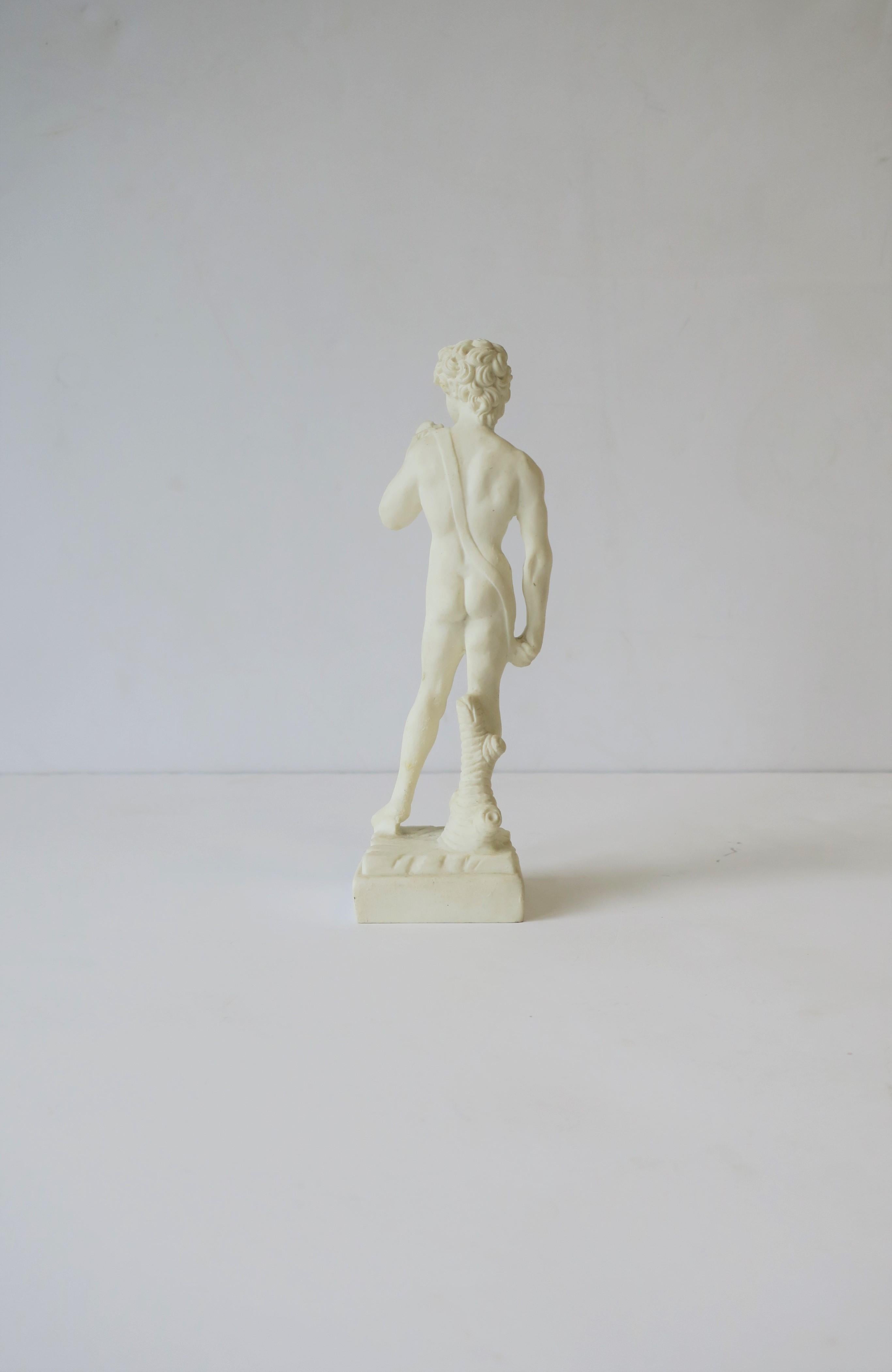 Classic Italian Roman 'David' Statue For Sale 2