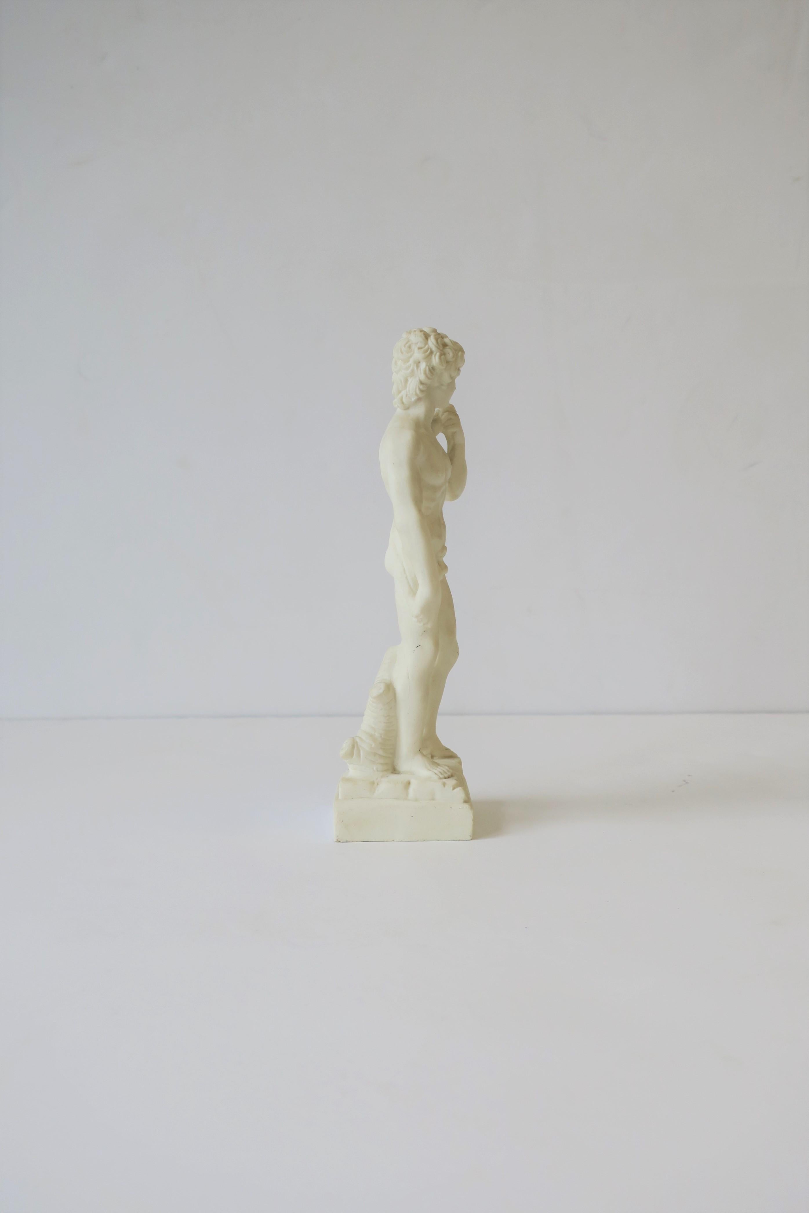 Classic Italian Roman 'David' Statue For Sale 3
