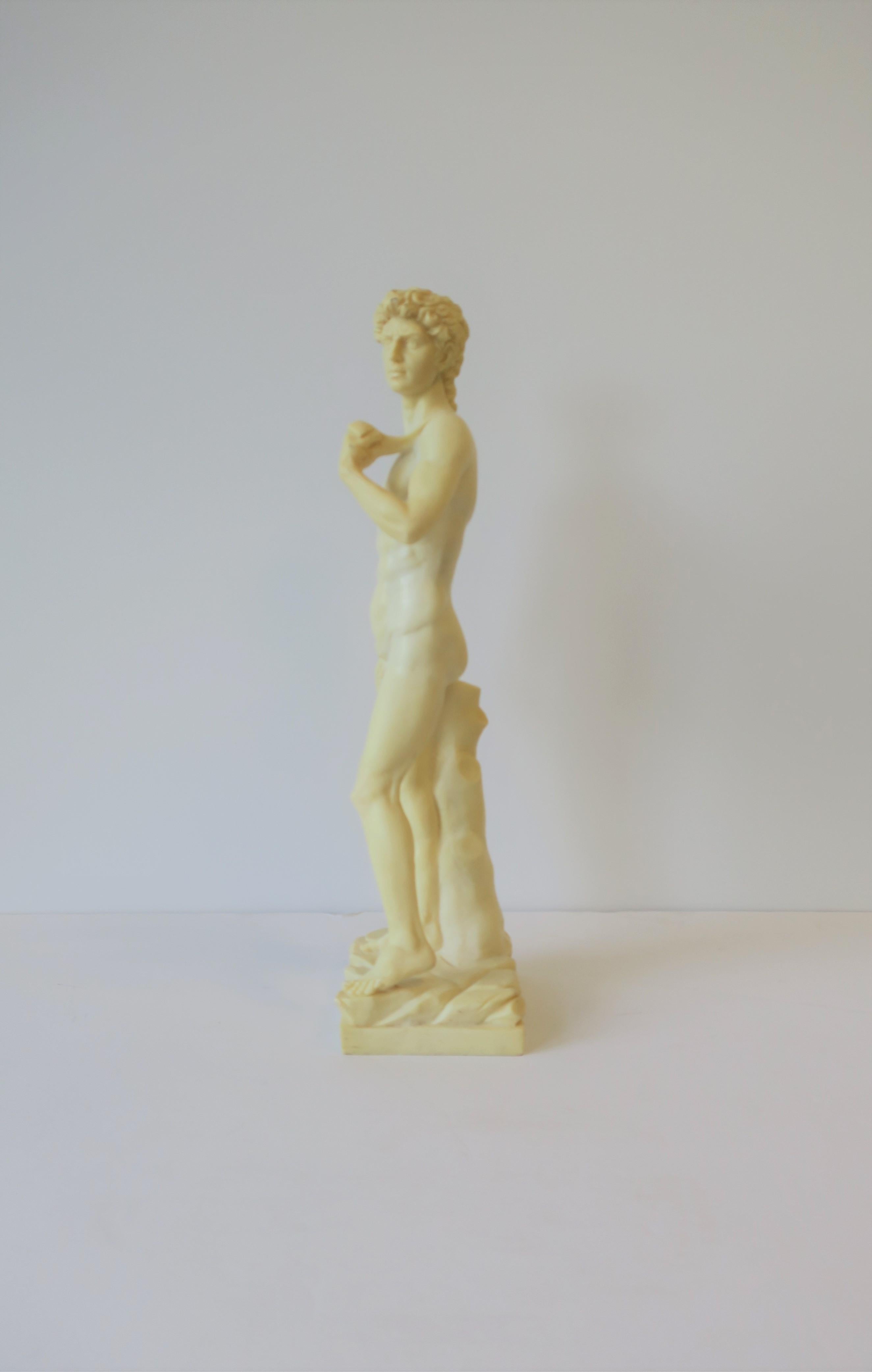 Cast Italian Roman Sculpture of the 'David' For Sale