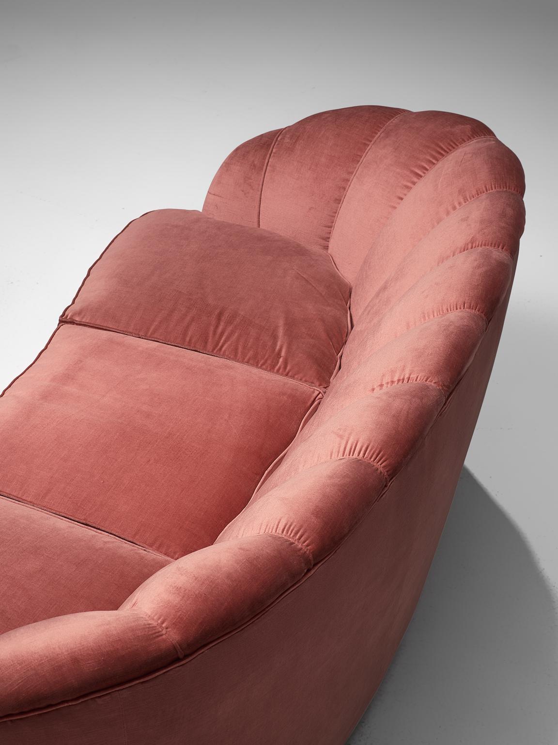 Classic Italian Sofa in Pink Velvet 2