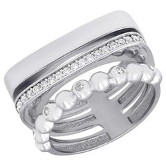 Classic Italian Style Black and White Diamonds White Gold Statement Ring for Her