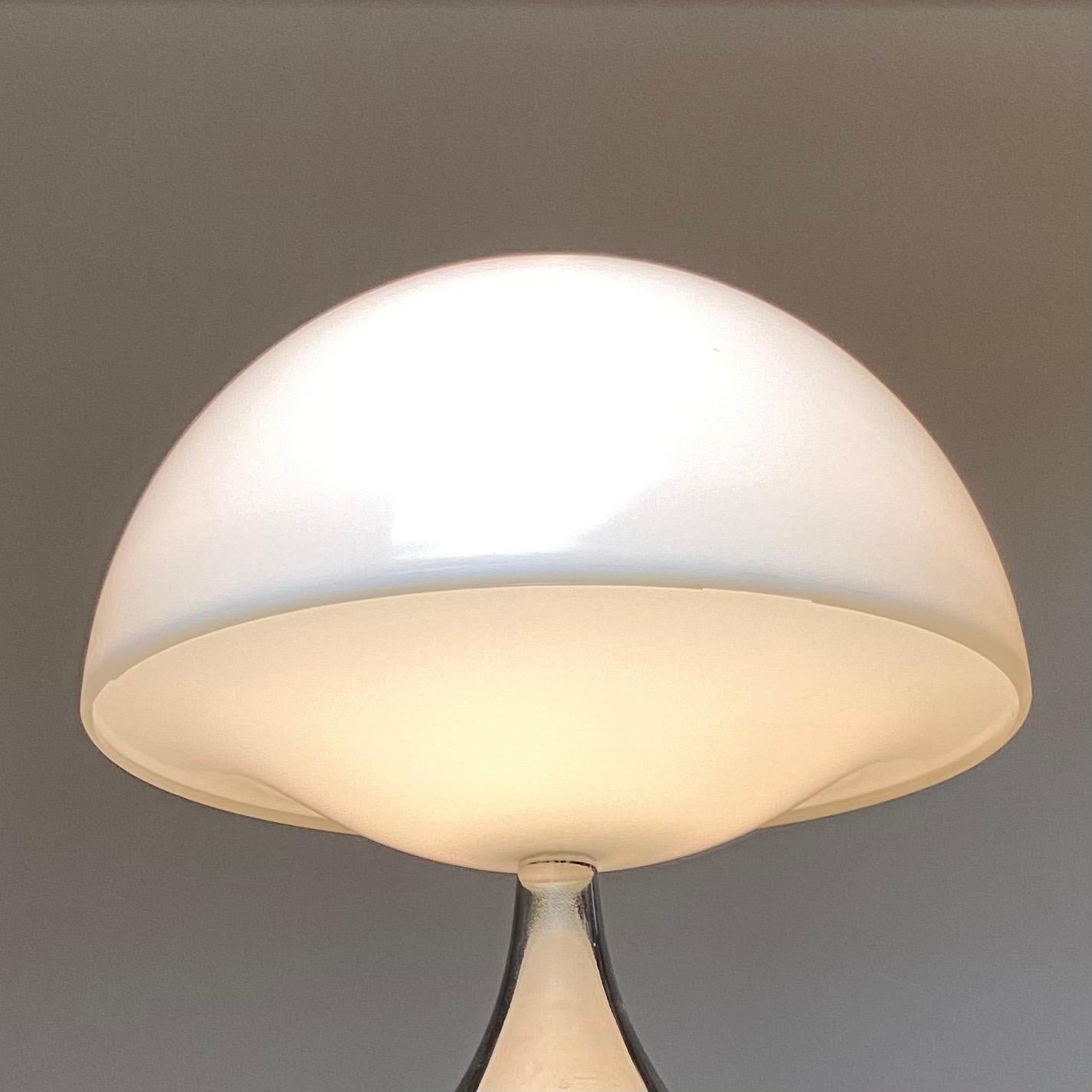 Classic Italian Table Lamp, 1970s 1