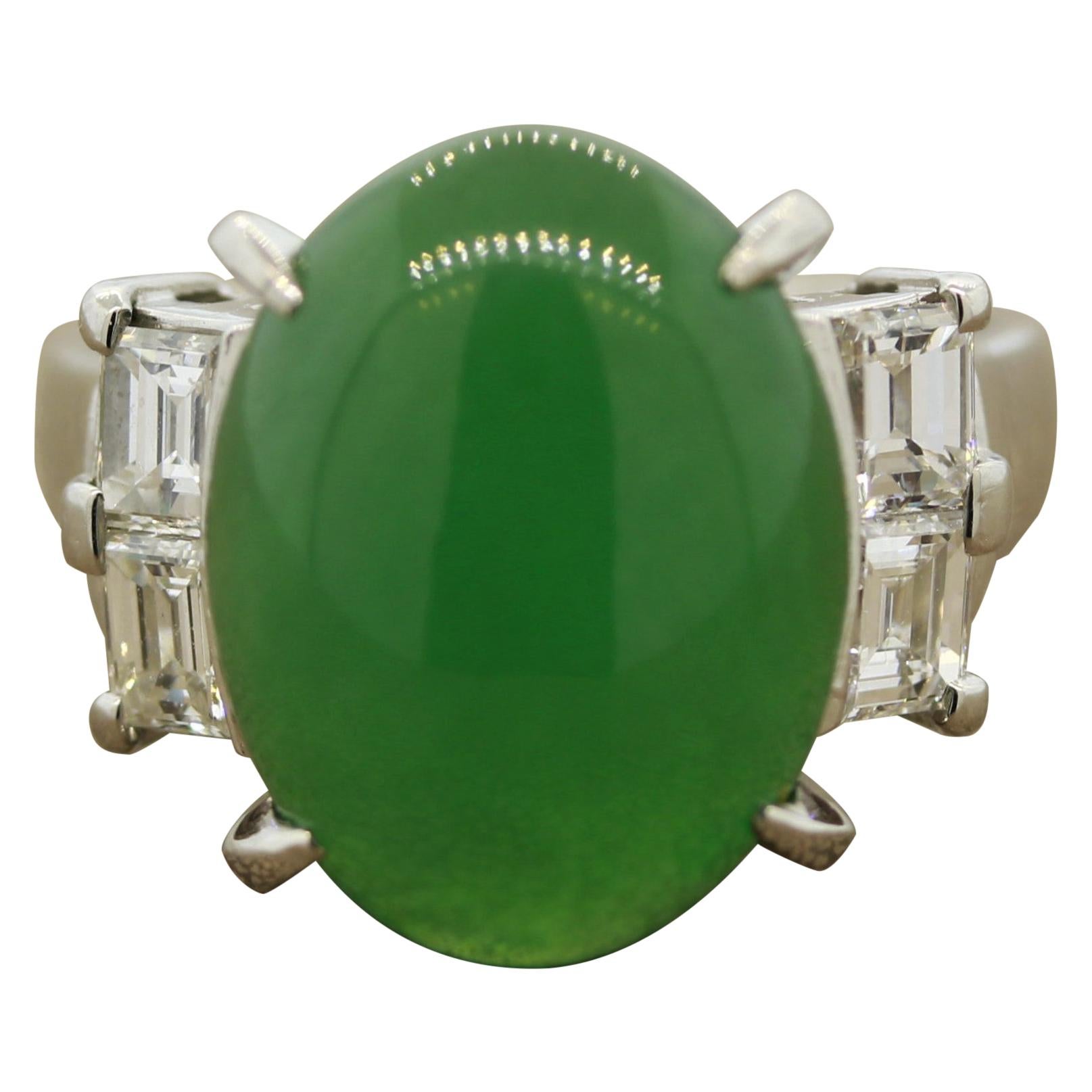 Classic Jadeite Jade Diamond Platinum Ring For Sale