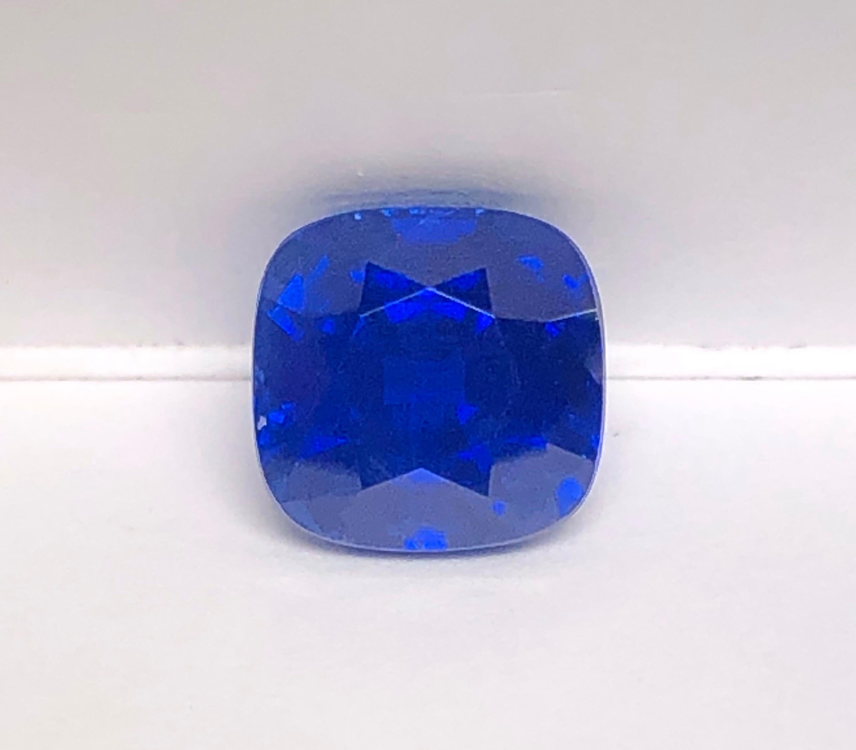 Cushion Cut Unheated 3 Carat Classic Kashmir Sapphire with AGL & Gubelin Certification
