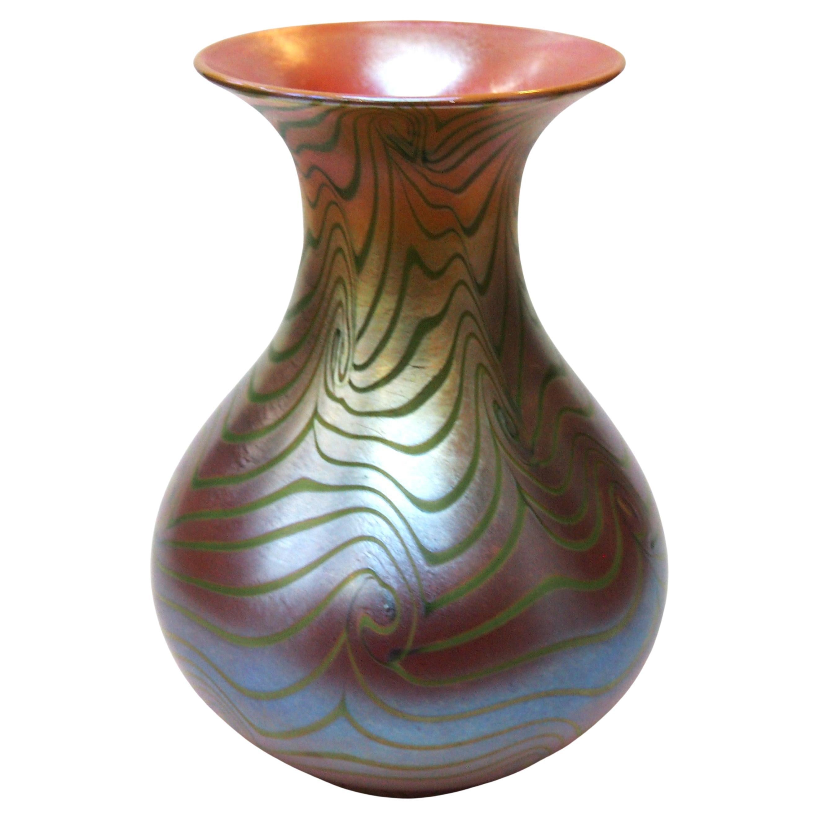 Classico vaso di vetro americano "King Tut" firmato Durand, 1924 ca.