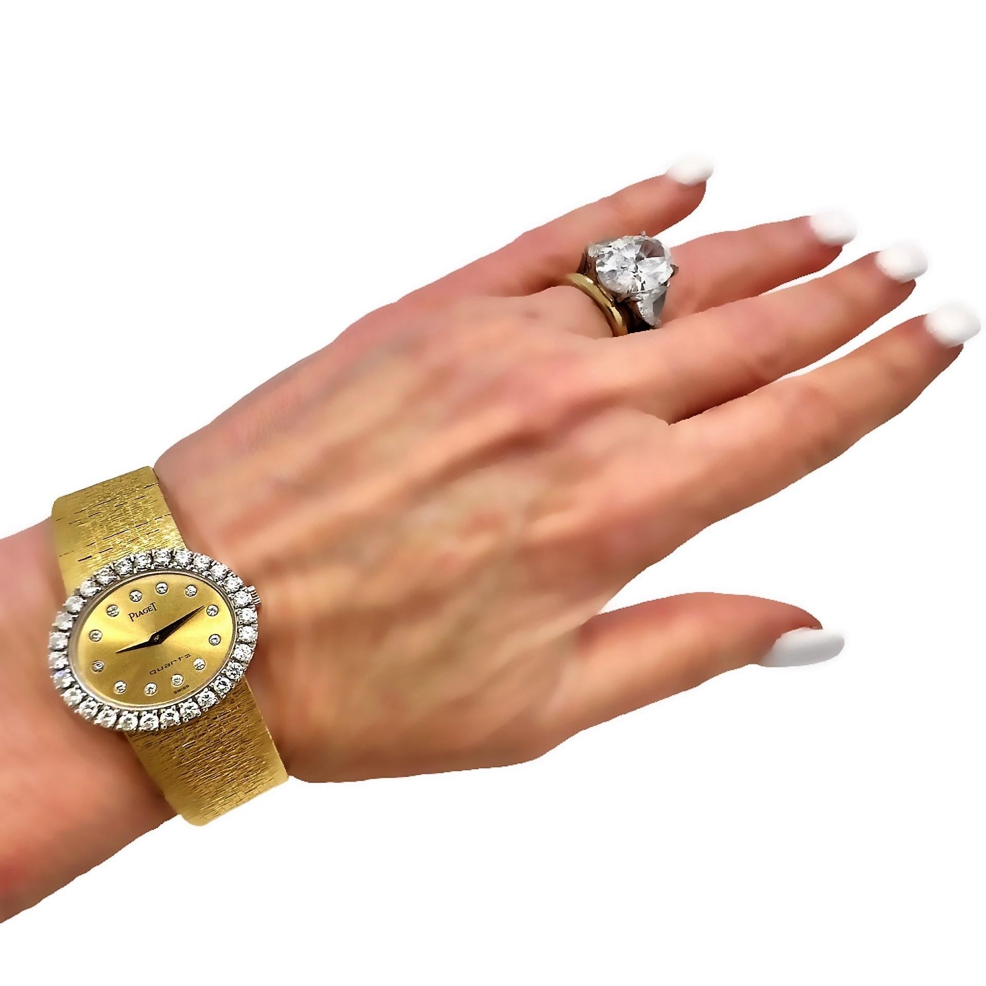 Classic Ladies Mid-20th Century Piaget, 18k Yellow Gold and Diamond Oval Watch 2