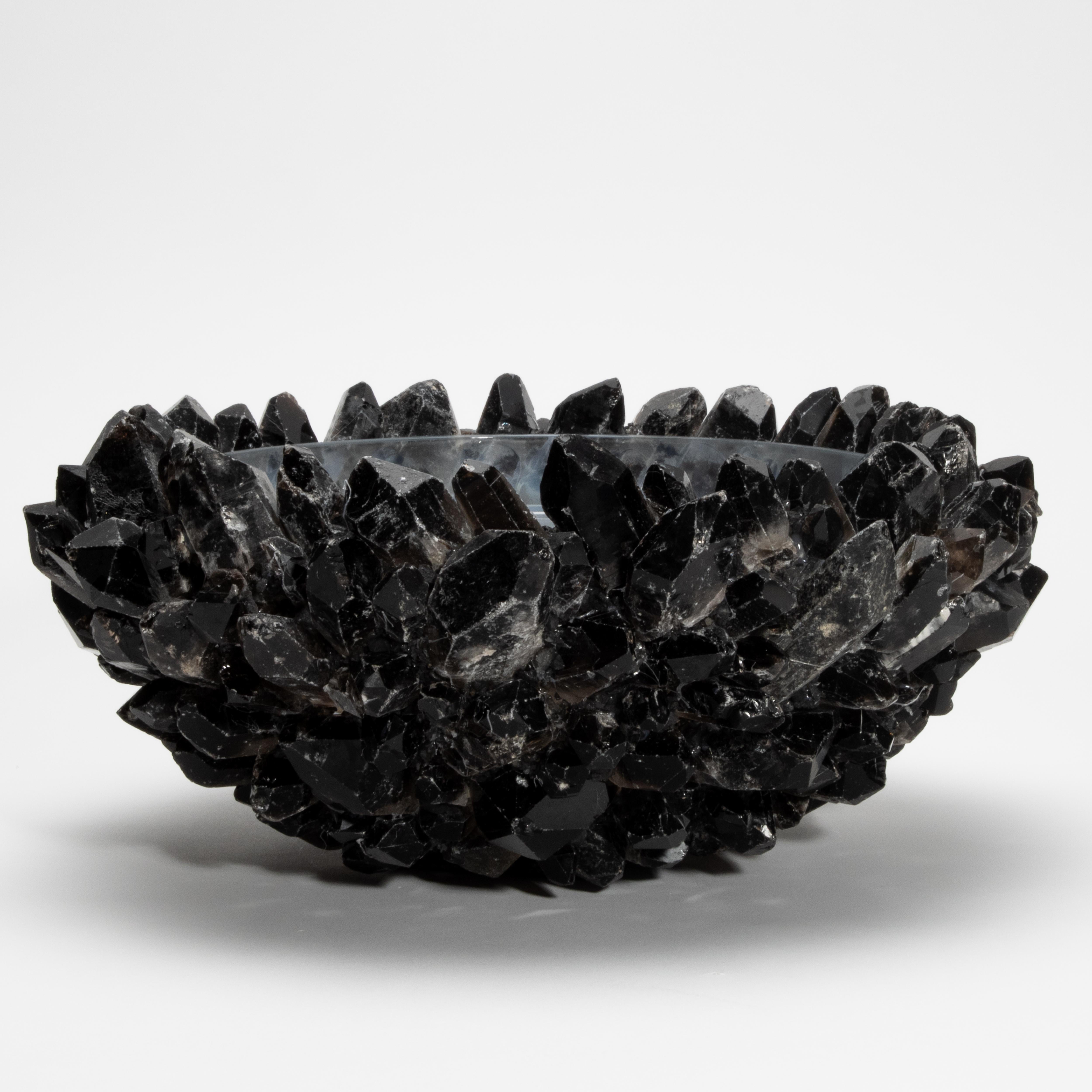 XXI secolo e contemporaneo Ciotola classica grande in quarzo nero di Kathryn McCoy in vendita