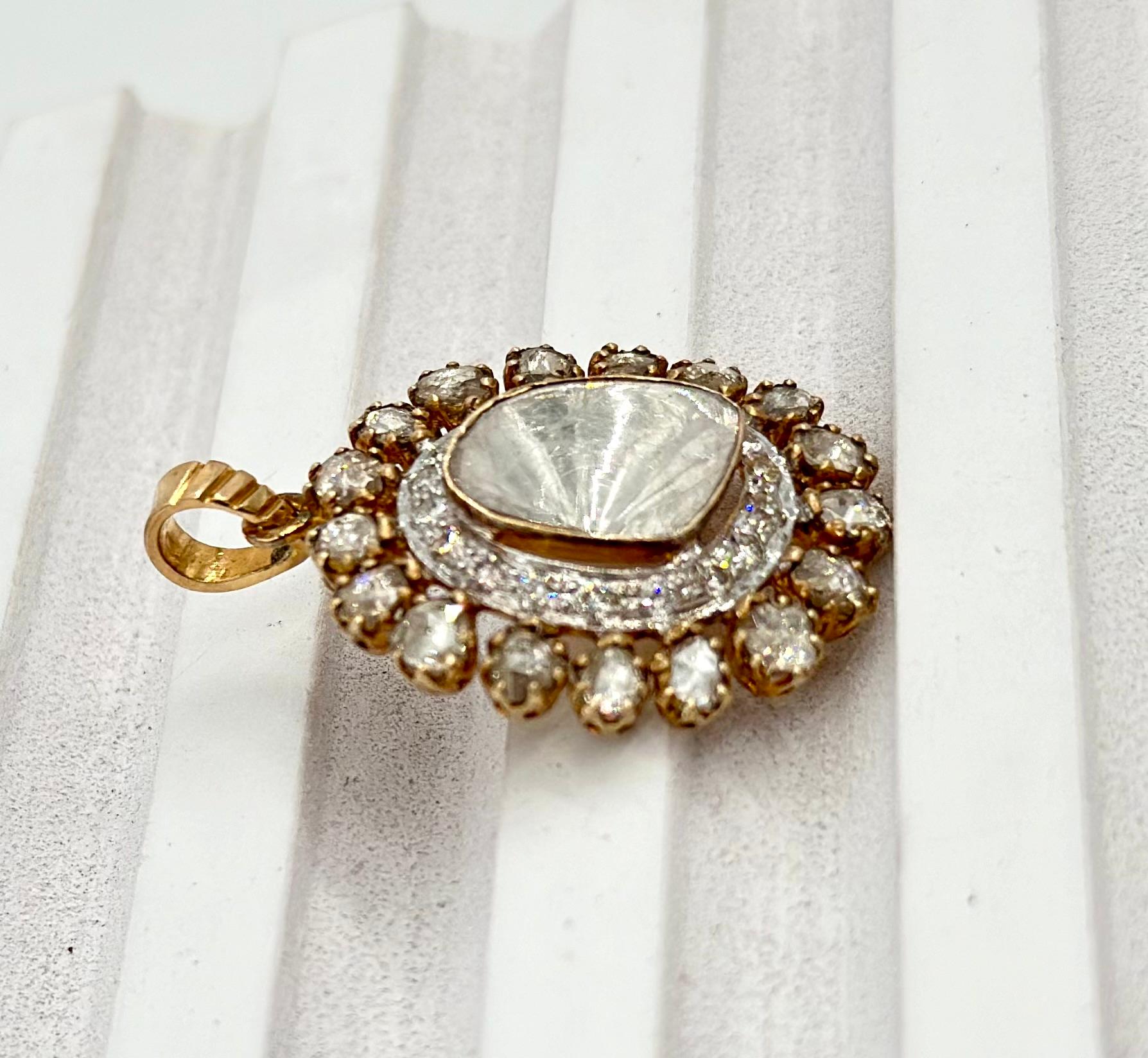 Classic large Uncut diamond brilliant and rose cut diamonds solid gold pendant For Sale 2