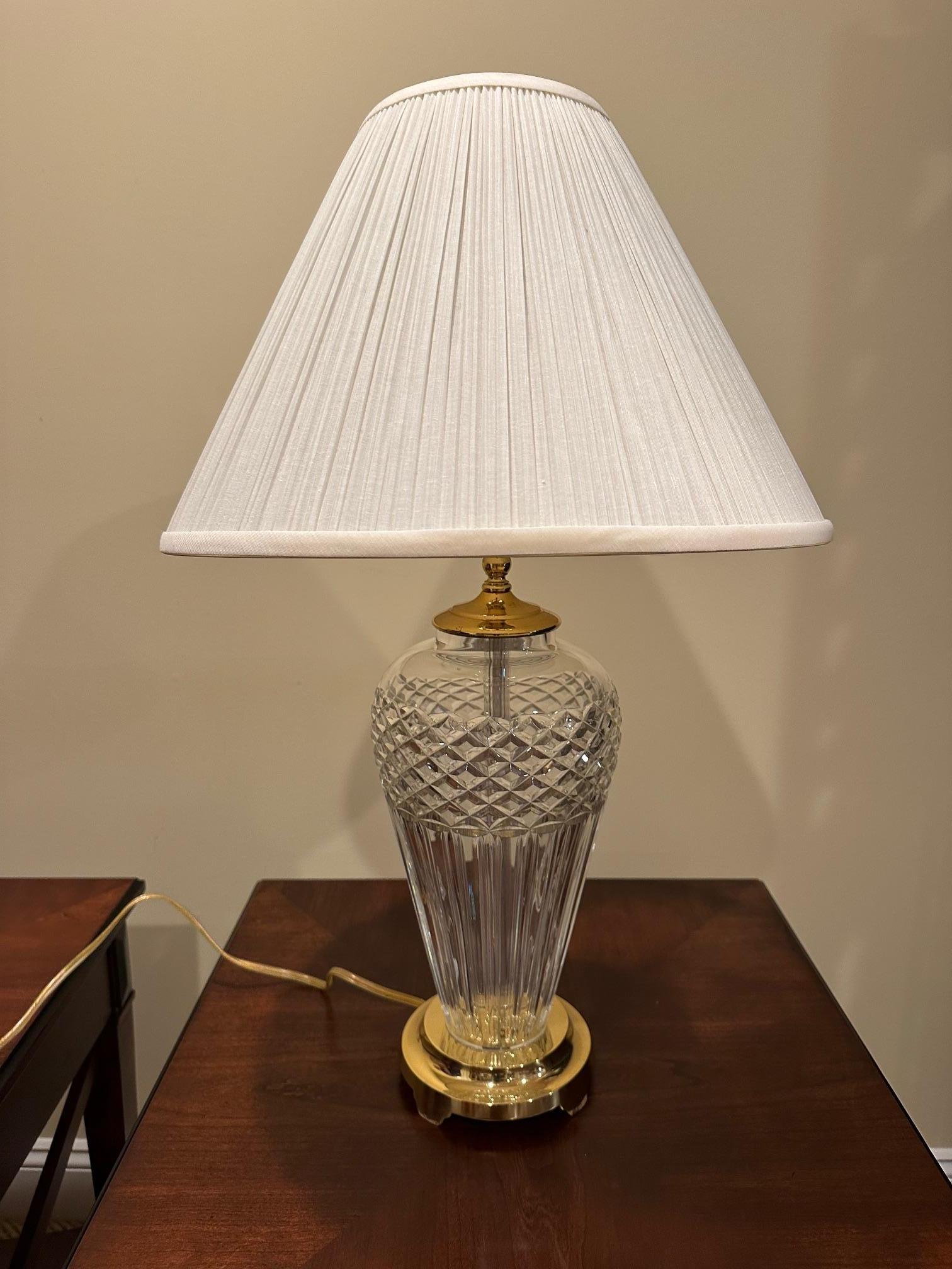 Classic Large Waterford Crystal Table Lamp In Good Condition For Sale In Hopewell, NJ