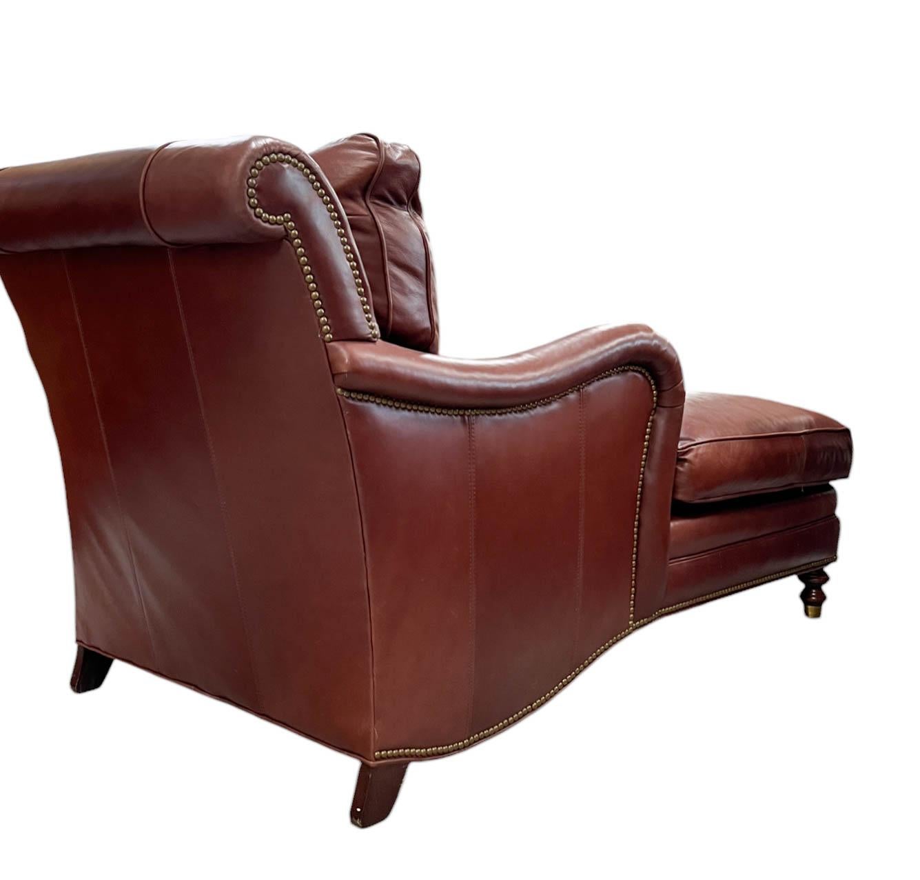 Chaise longue en cuir Classic en vente 3