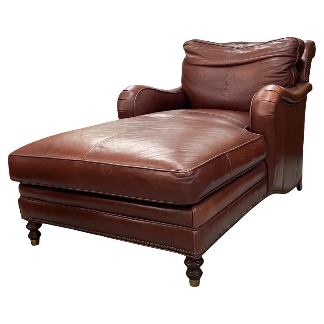 Chaise longue en cuir Classic en vente