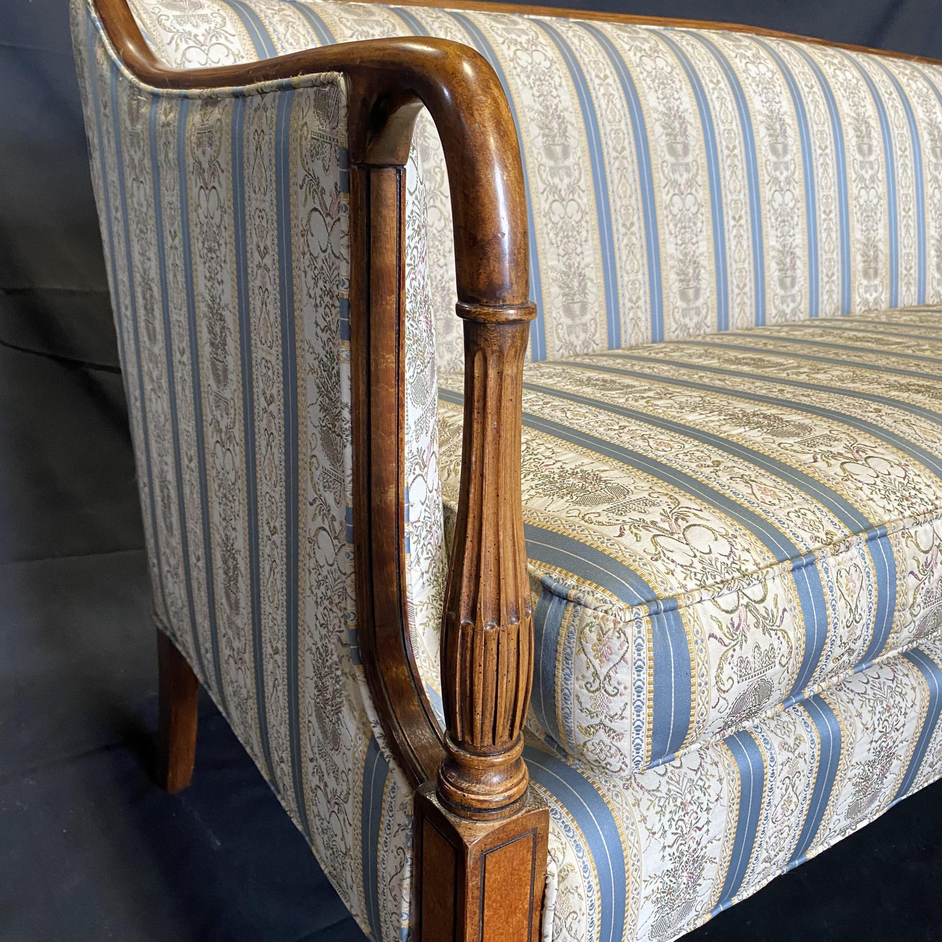 Classic Louis XV Style Carved Walnut Sofa or Canape with Reeded Legs 1