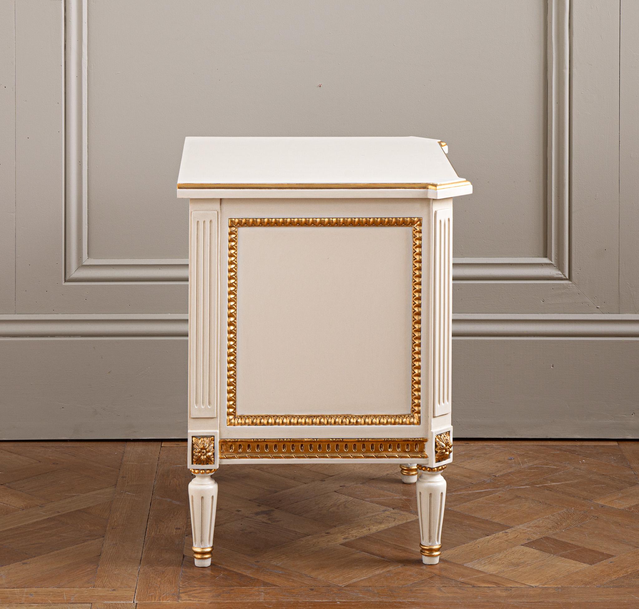 Contemporary Classic Louis XVI Style Bedside Cabinet By La Maison London For Sale